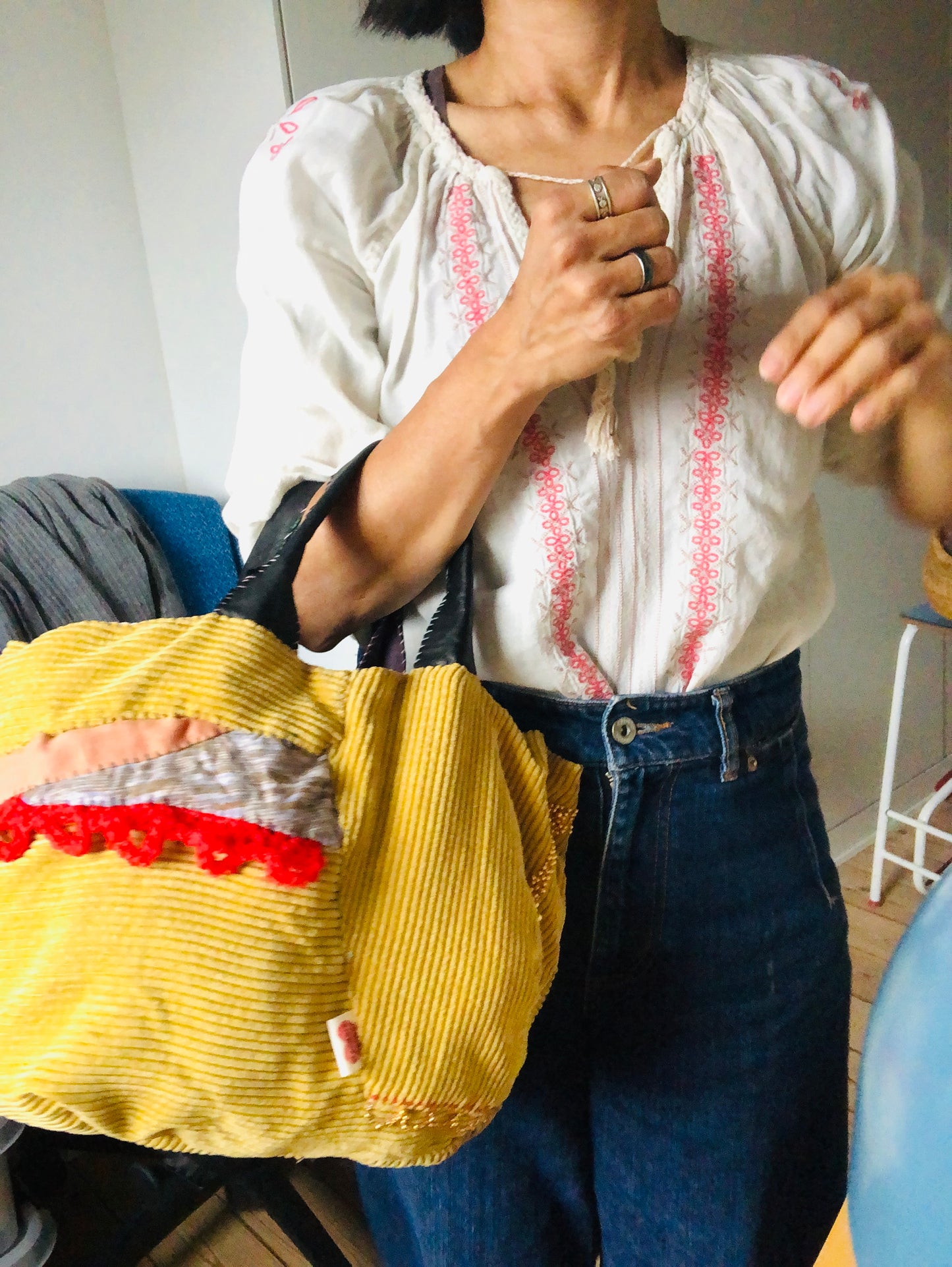Bag 手縫いのバッグ 布製　トートバッグ　スローファッション　ハンドメイド　2519