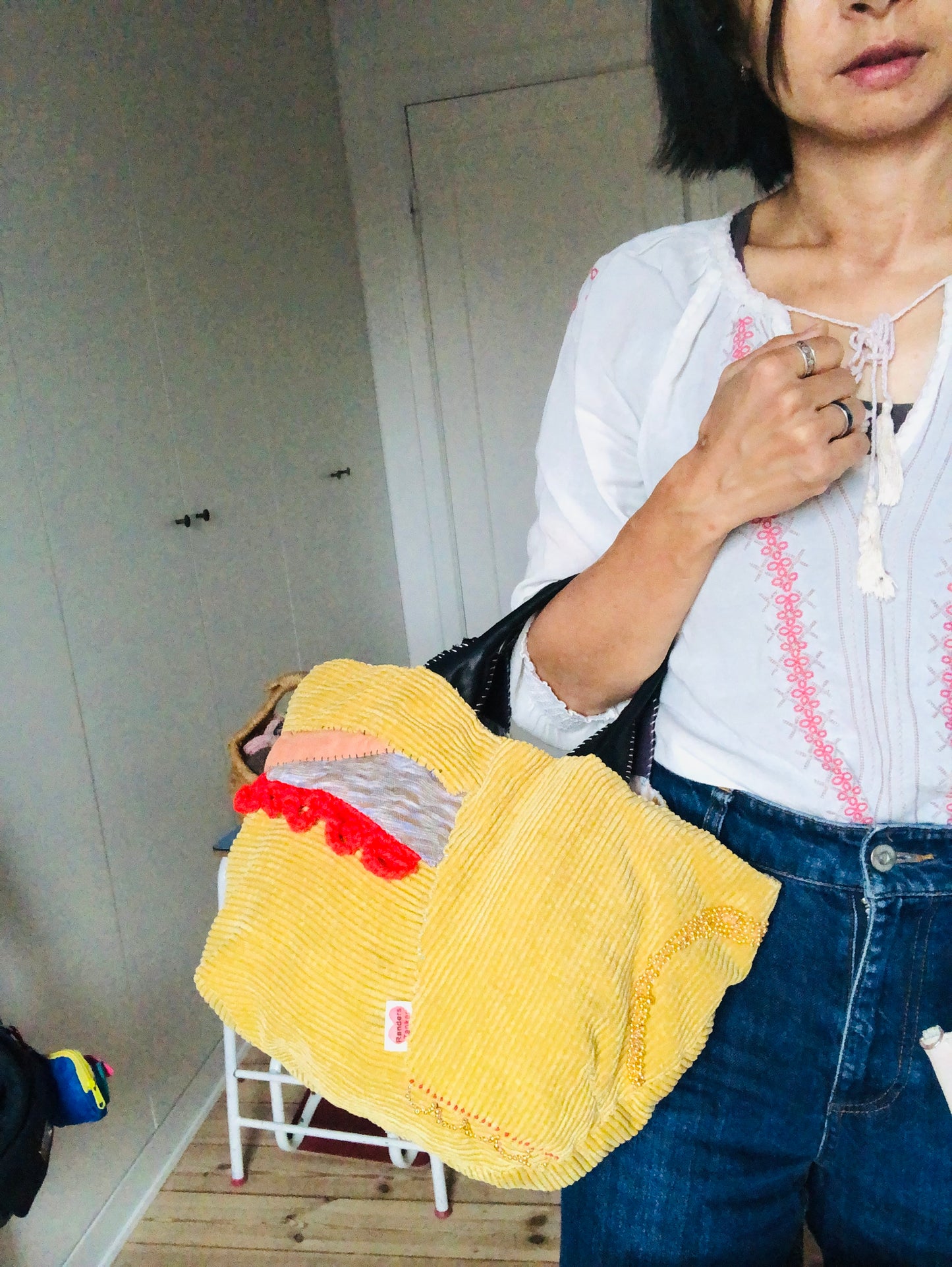 Bag 手縫いのバッグ 布製　トートバッグ　スローファッション　ハンドメイド　2519