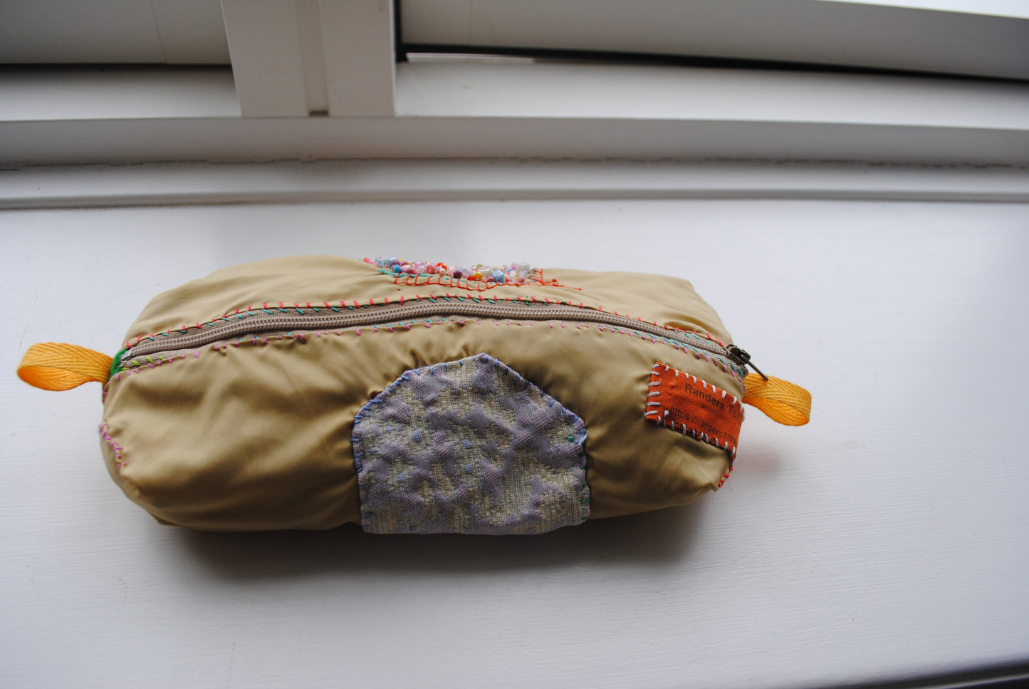Pouch Hand-stitched Cloth Pen Case Accessory Case Handmade Bead Embroidery 1799