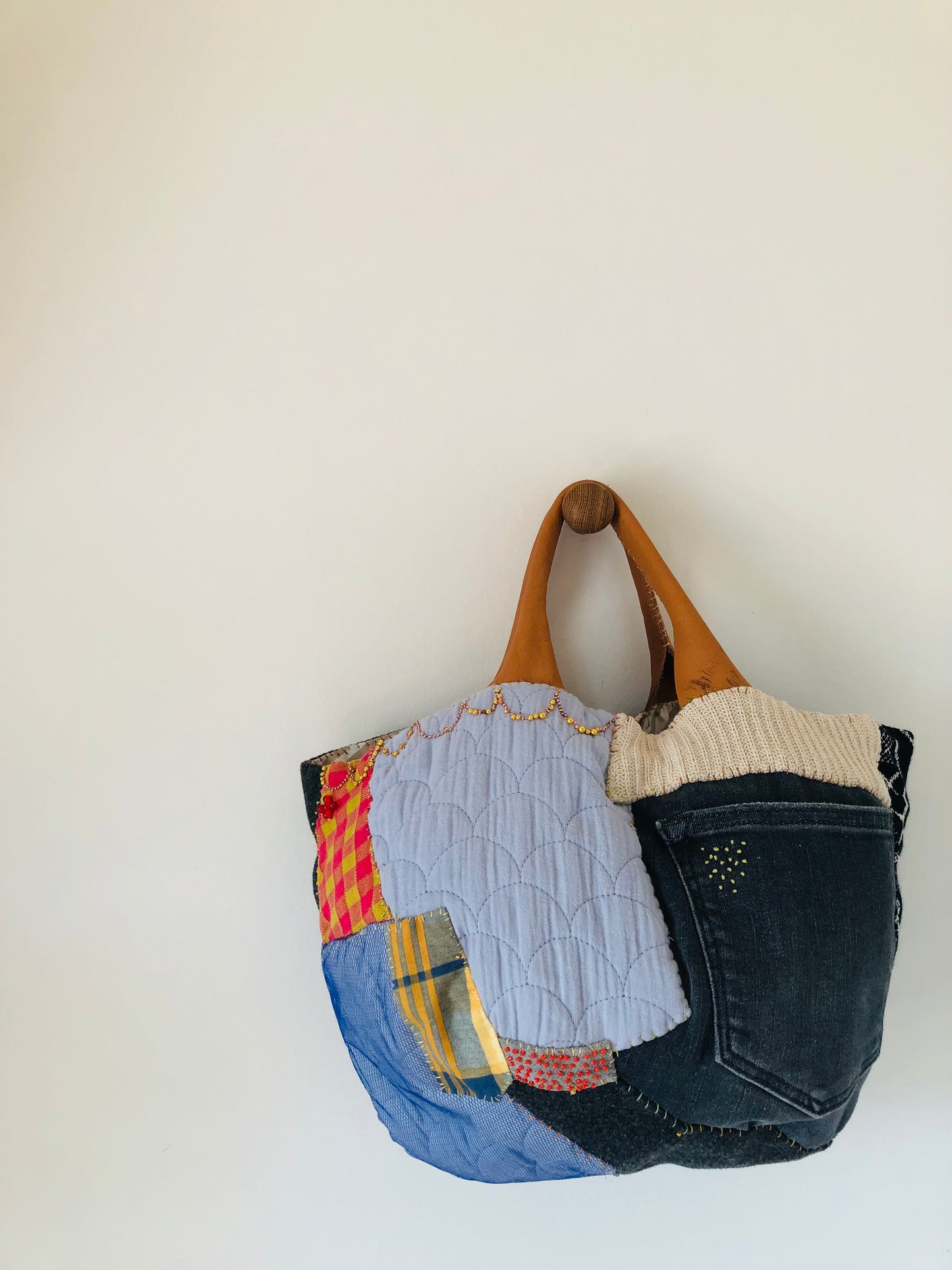 Bag 手縫いのバッグ 布製　トートバッグ　スローファッション　ハンドメイド　2525