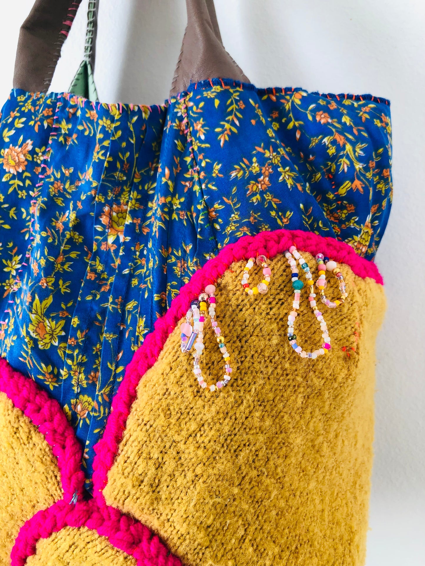 Bag 手縫いのバッグ　布製　トートバッグ　スローファッション　ハンドメイド　2376