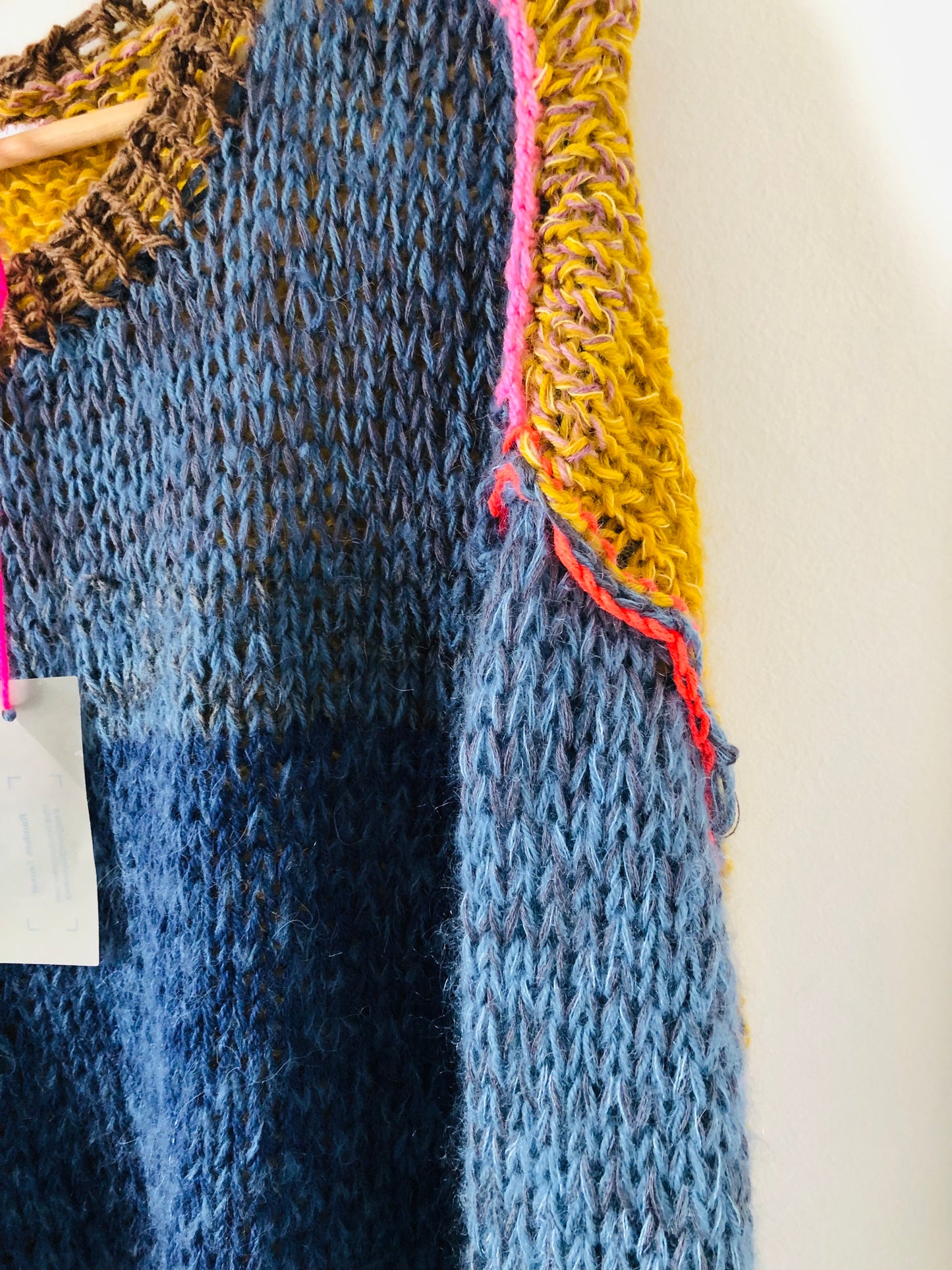 セーター　手編み  スローファッション　ファンシーヤーン　oneofakind  　2380