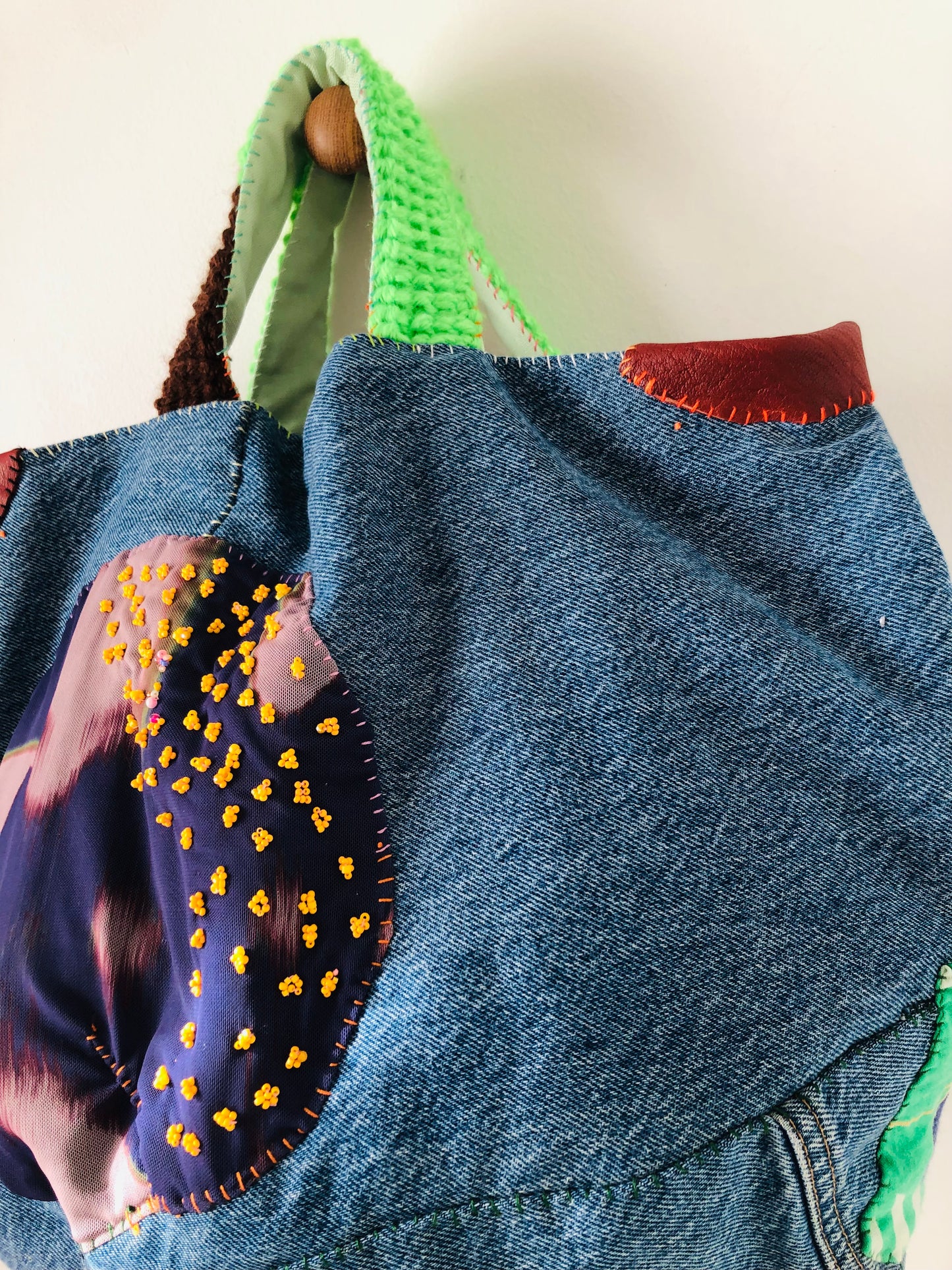 Bag 手縫いのバッグ　布製　トートバッグ　スローファッション　ハンドメイド　2379