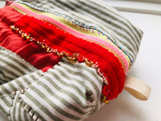 Hand-sewn fabric pouch, pencil case, accessory case, handmade with bead embroidery, 2391