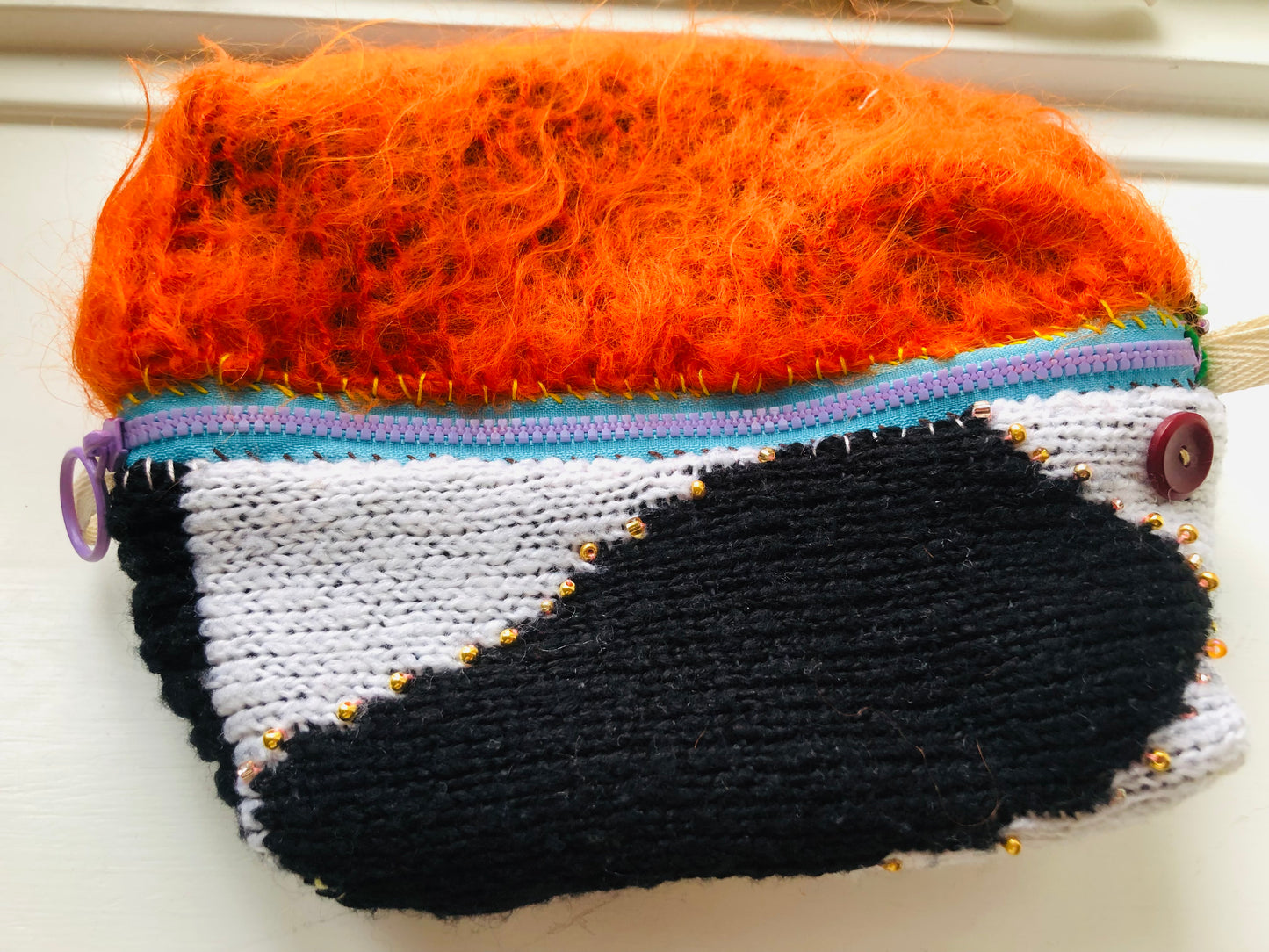 Hand-sewn fabric pouch, pencil case, accessory case, handmade with bead embroidery, 2392