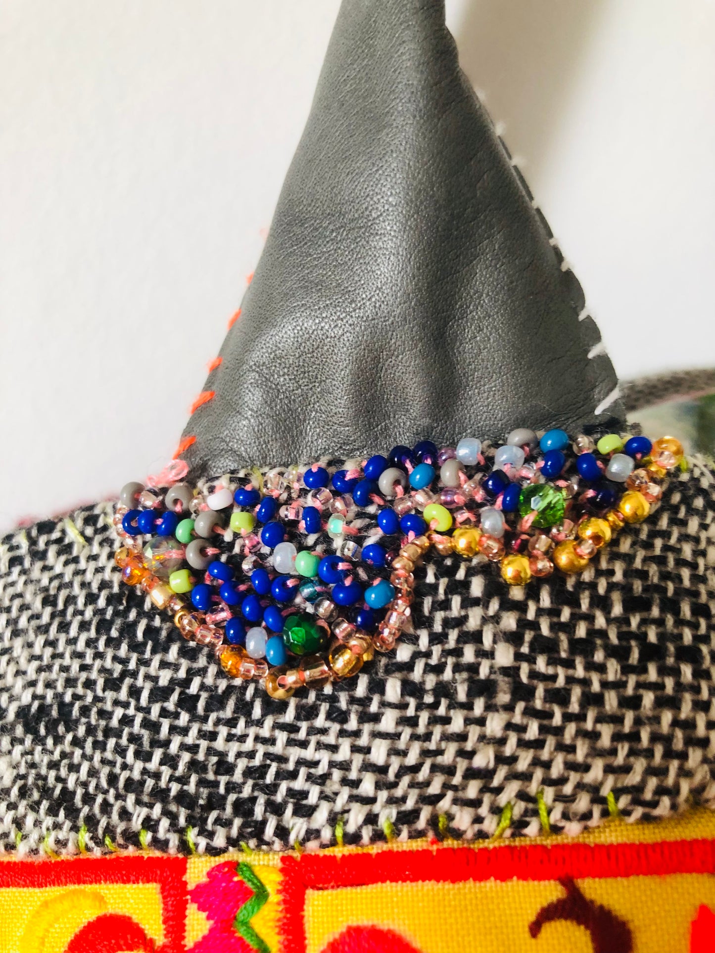 Bag 手縫いのバッグ　布製　トートバッグ　スローファッション　ワンハンドルバッグ　ハンドメイド　2398