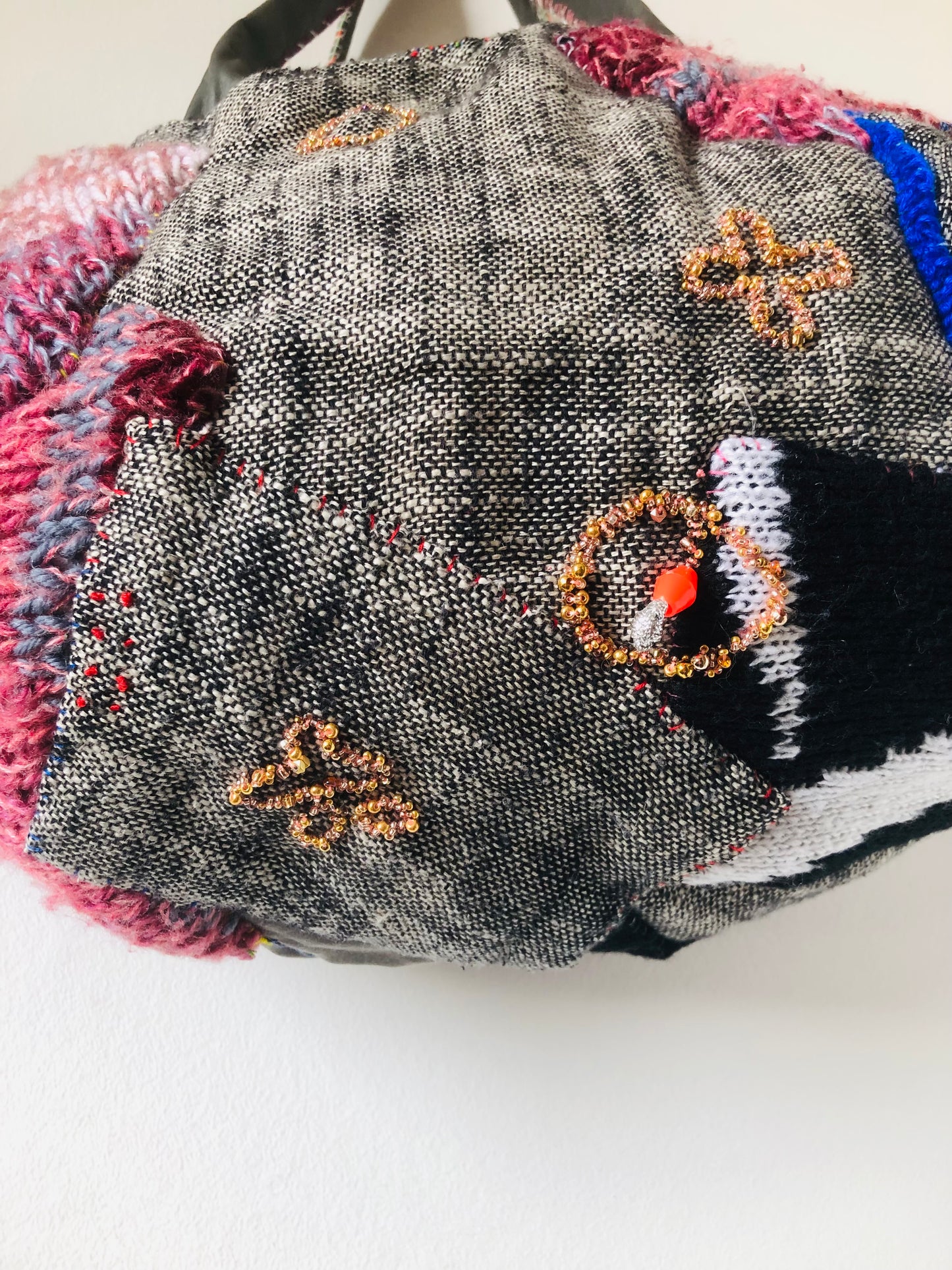 Bag 手縫いのバッグ　布製　トートバッグ　スローファッション　ワンハンドルバッグ　ハンドメイド　2398