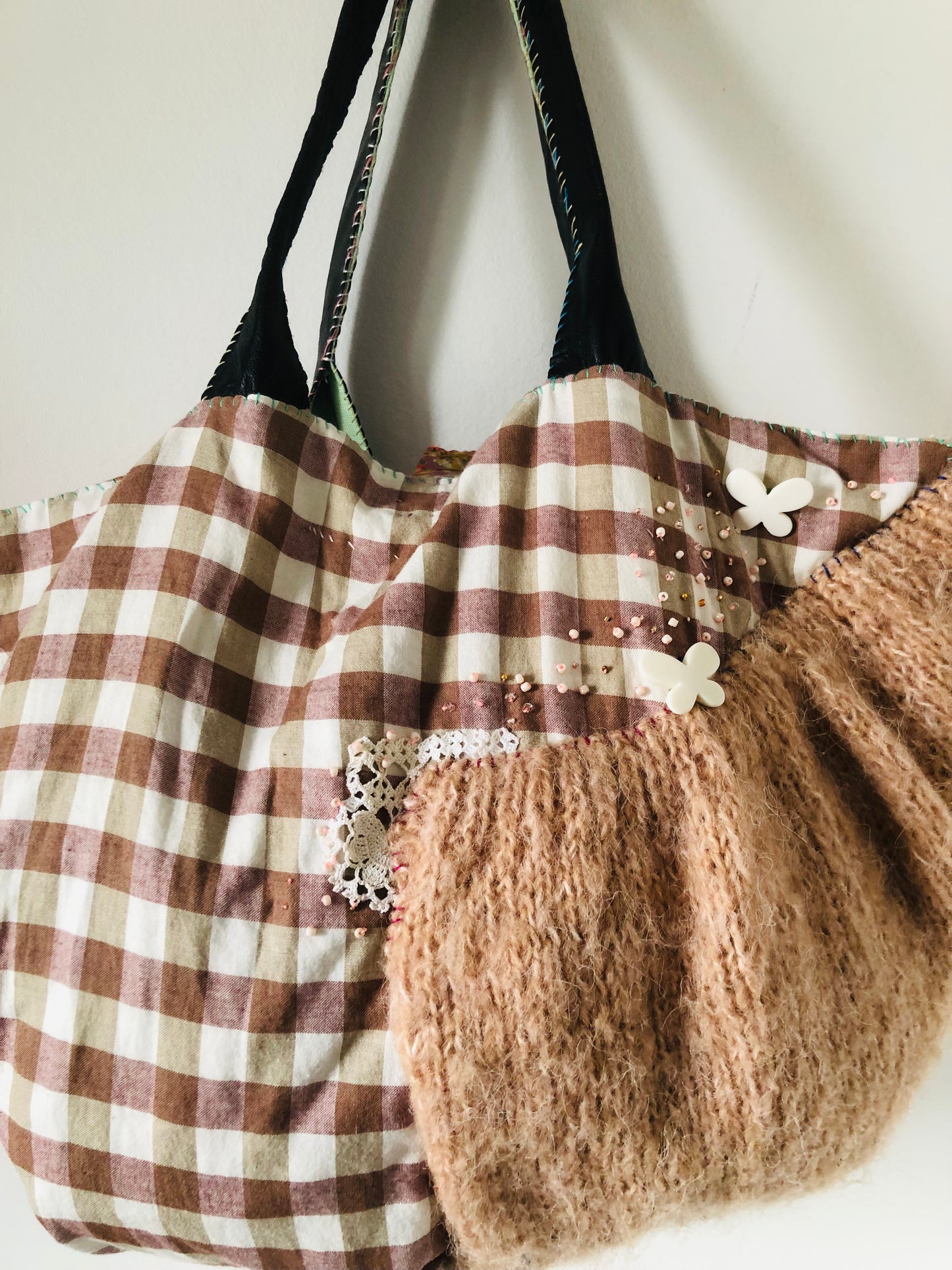 Bag 手縫いのバッグ　【抽選販売】　布製　トートバッグ　スローファッション　ワンハンドルバッグ　ハンドメイド　2403