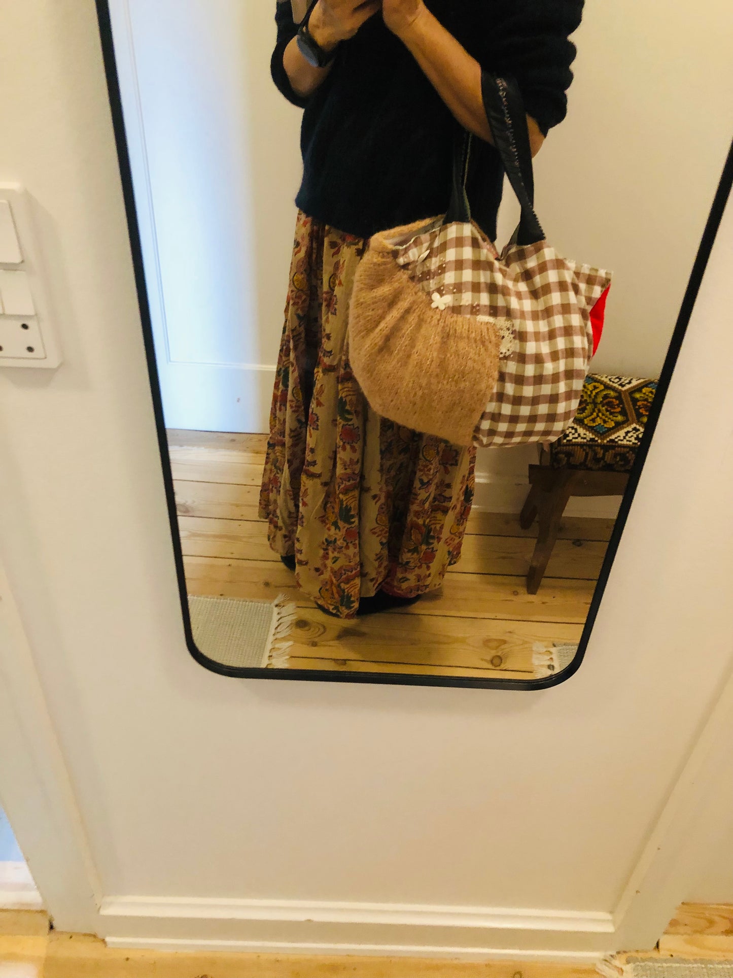 Bag 手縫いのバッグ　【抽選販売】　布製　トートバッグ　スローファッション　ワンハンドルバッグ　ハンドメイド　2403