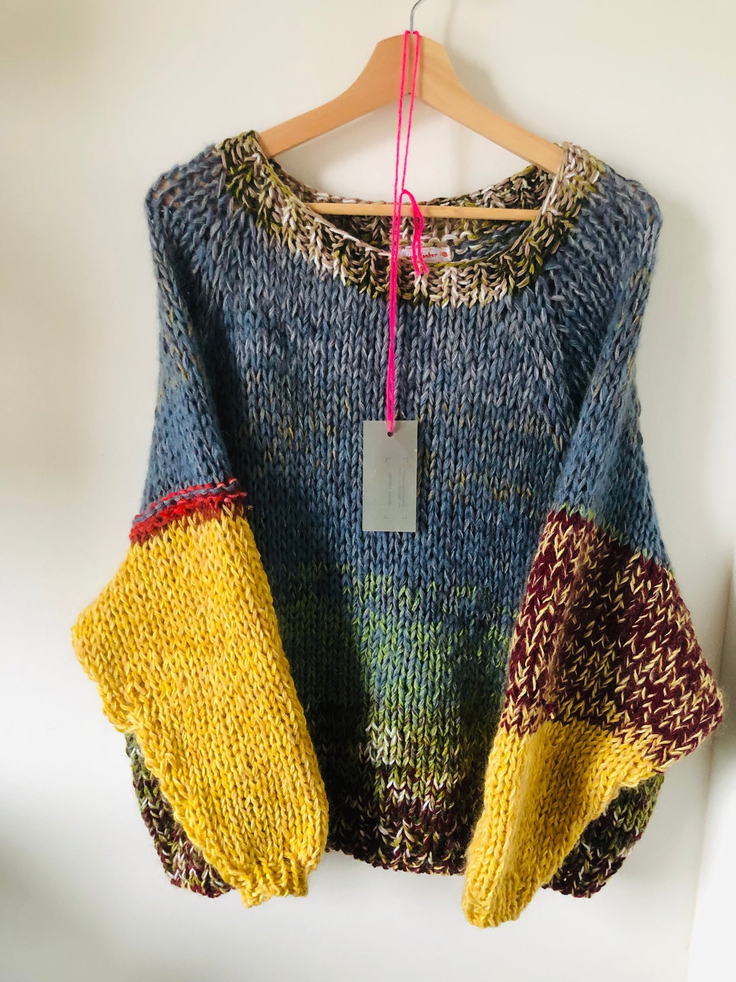 セーター　【抽選販売】　手編み  スローファッション　ファンシーヤーン　oneofakind  　2404