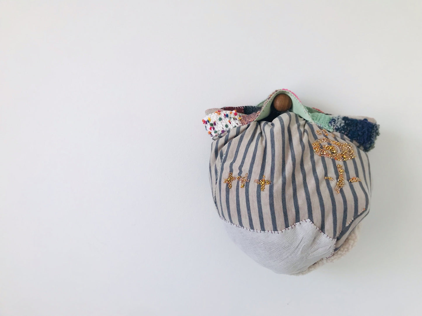 Bag   手縫いのバッグ　布製　トートバッグ　スローファッション　ハンドメイド　2091