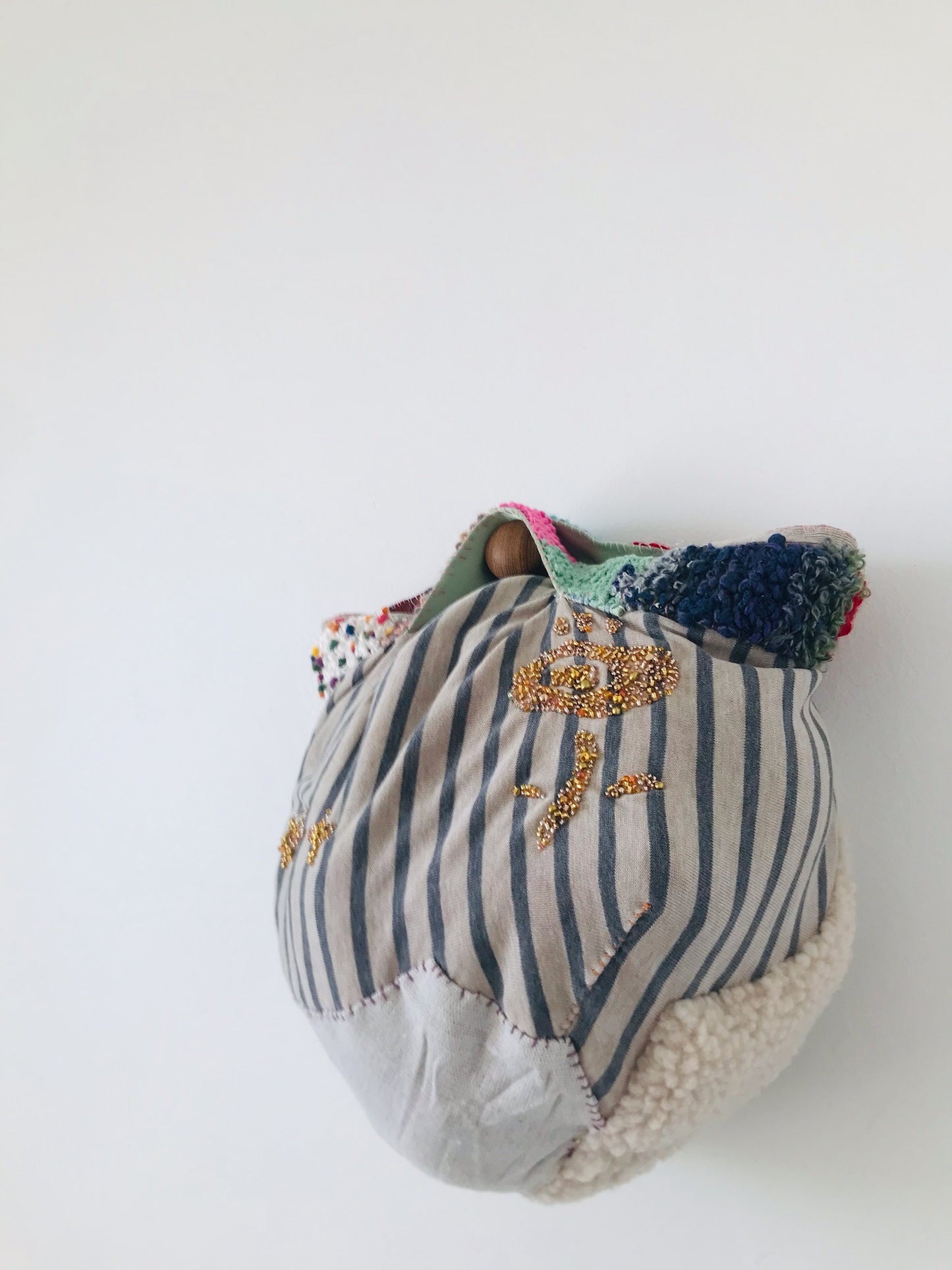 Bag   手縫いのバッグ　布製　トートバッグ　スローファッション　ハンドメイド　2091