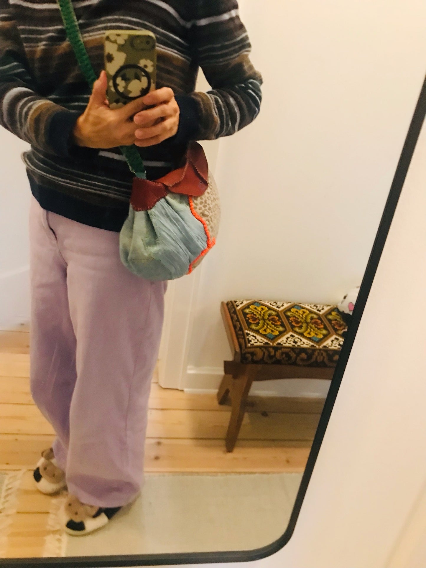 Håndsyet stoftaske, slow fashion, håndlavet pung, 2100