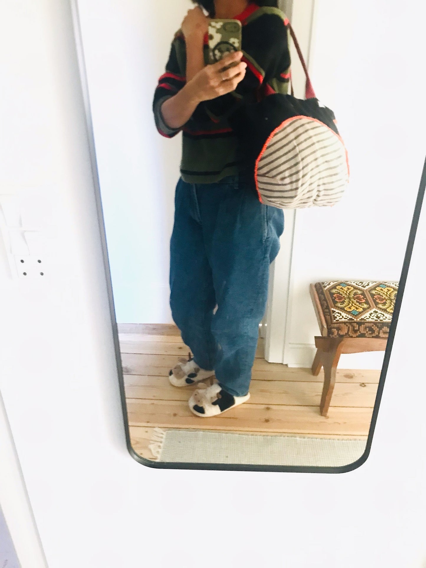 Bag   手縫いのバッグ　布製　トートバッグ　スローファッション　ハンドメイド　2107