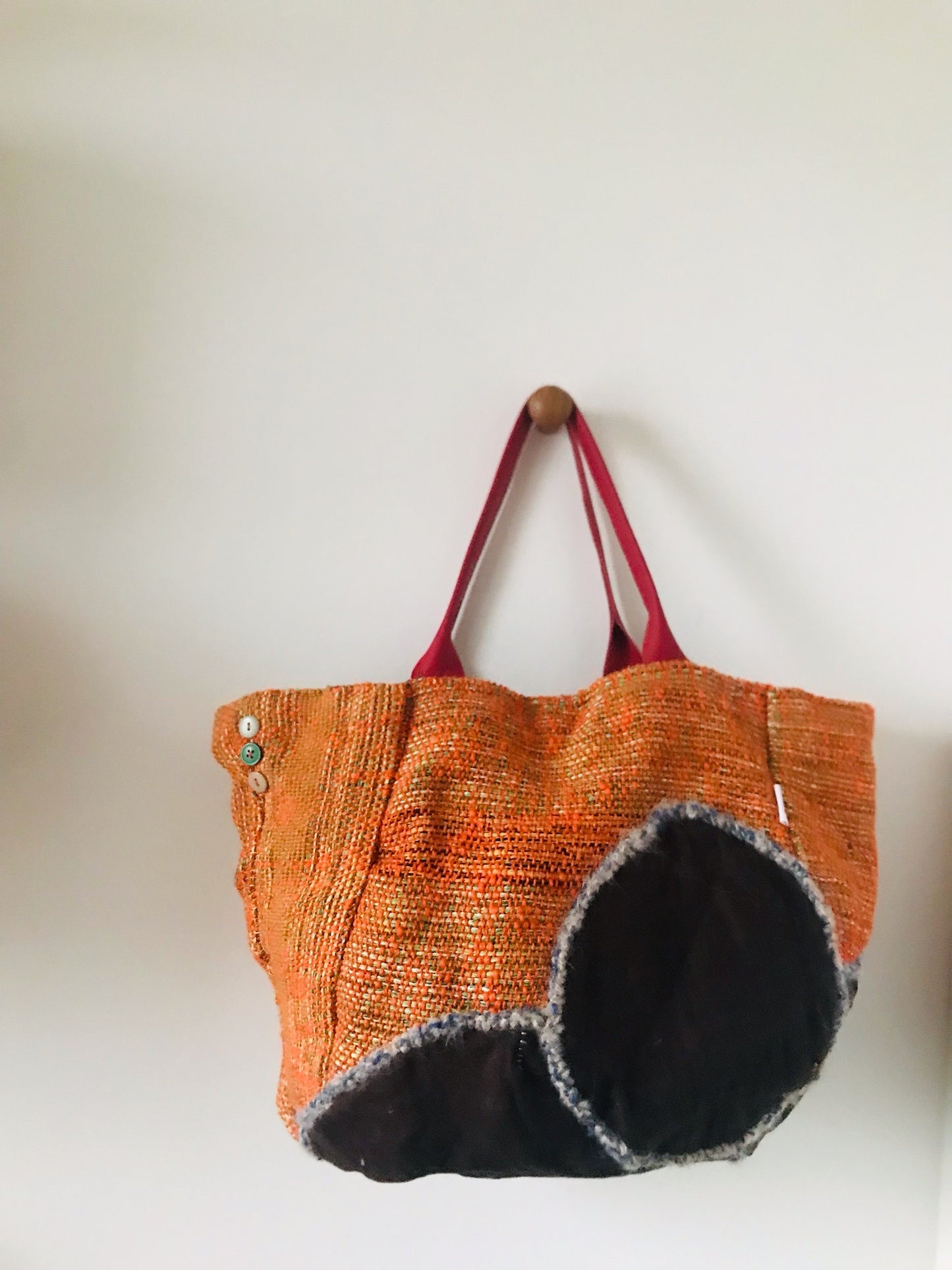 Bag   手縫いのバッグ　布製　トートバッグ　スローファッション　ハンドメイド　2124