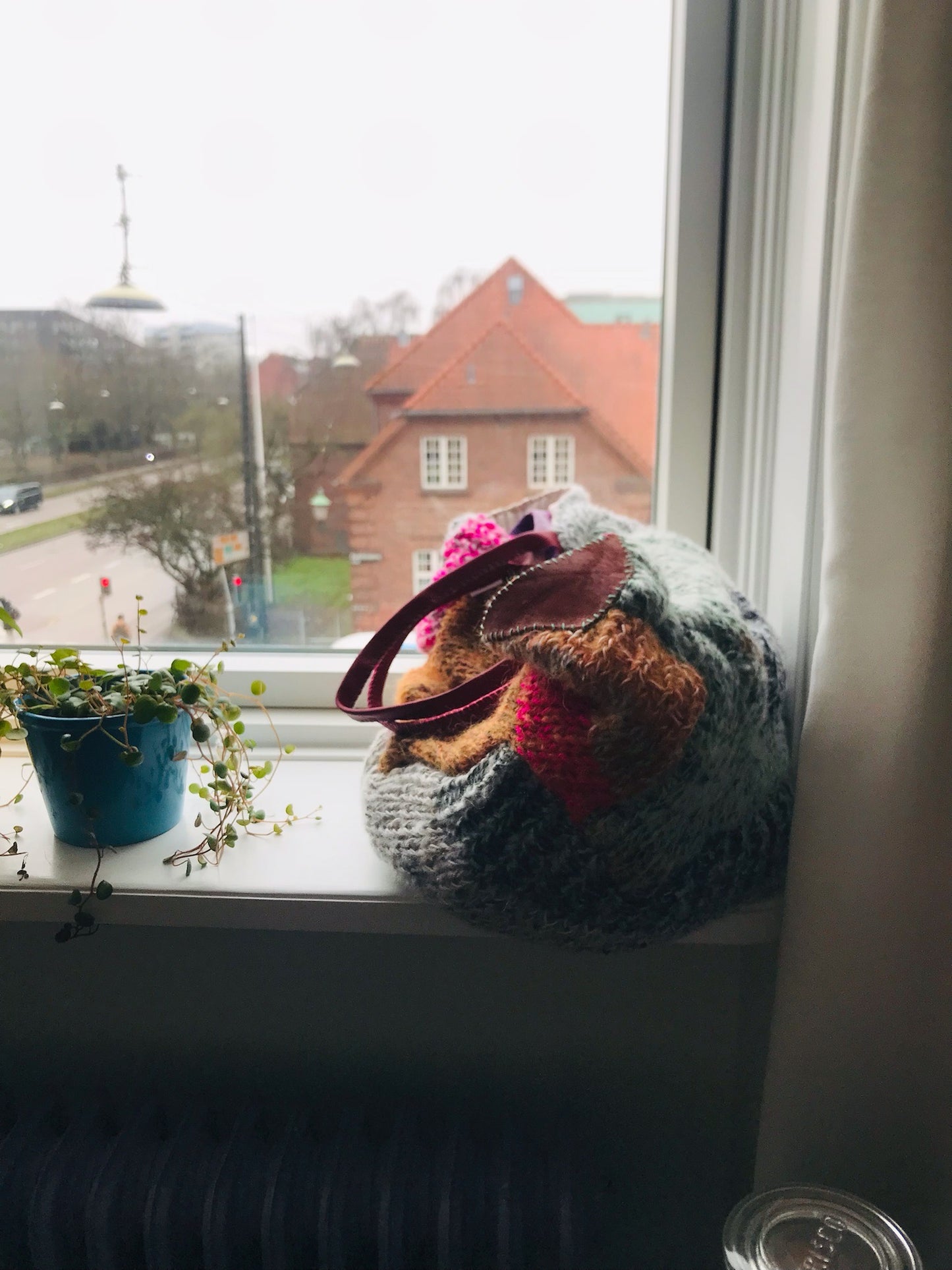 Bag 手縫いのバッグ　布製　トートバッグ　スローファッション　ハンドメイド　2136