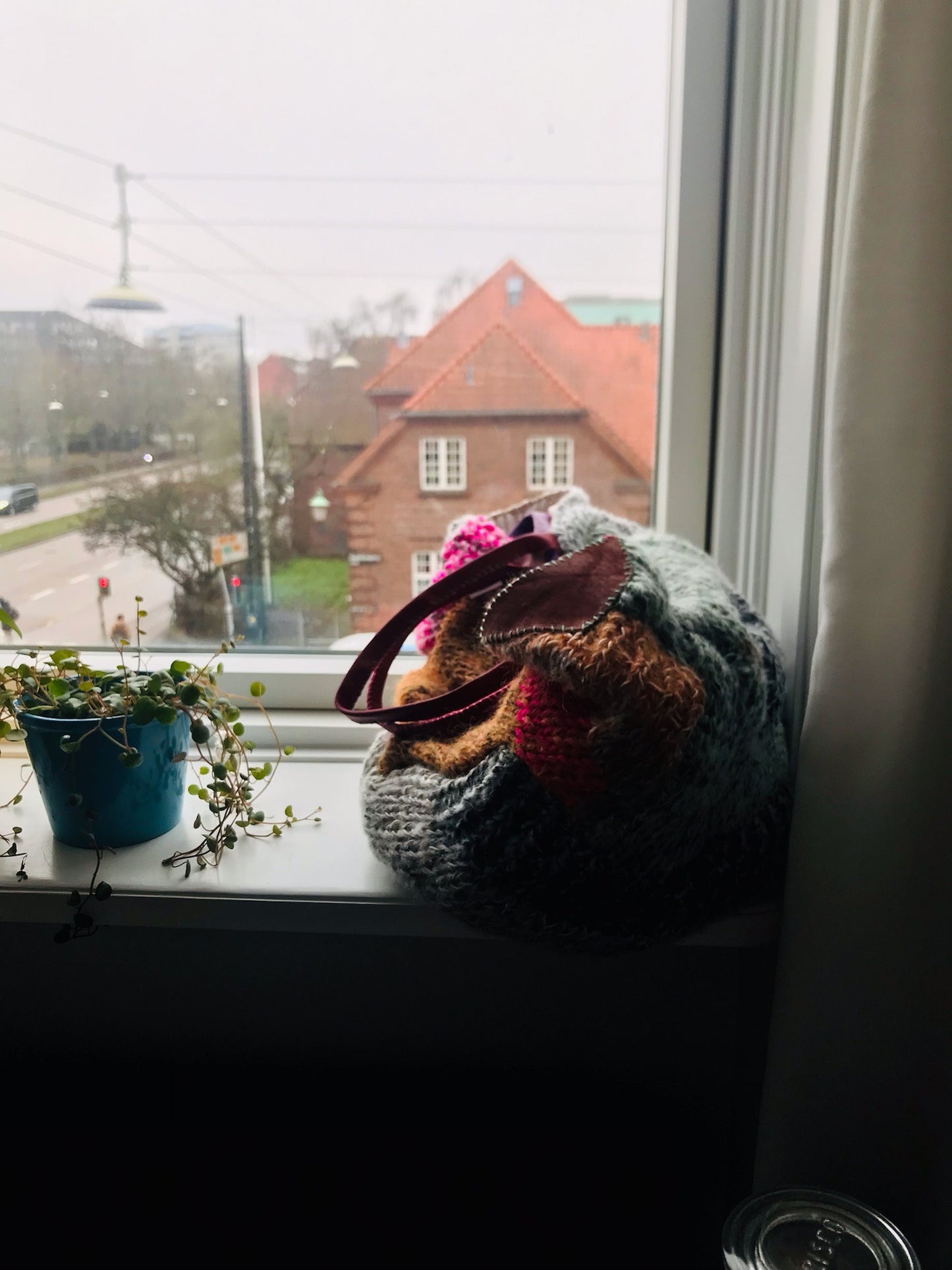 Bag 手縫いのバッグ　布製　トートバッグ　スローファッション　ハンドメイド　2136