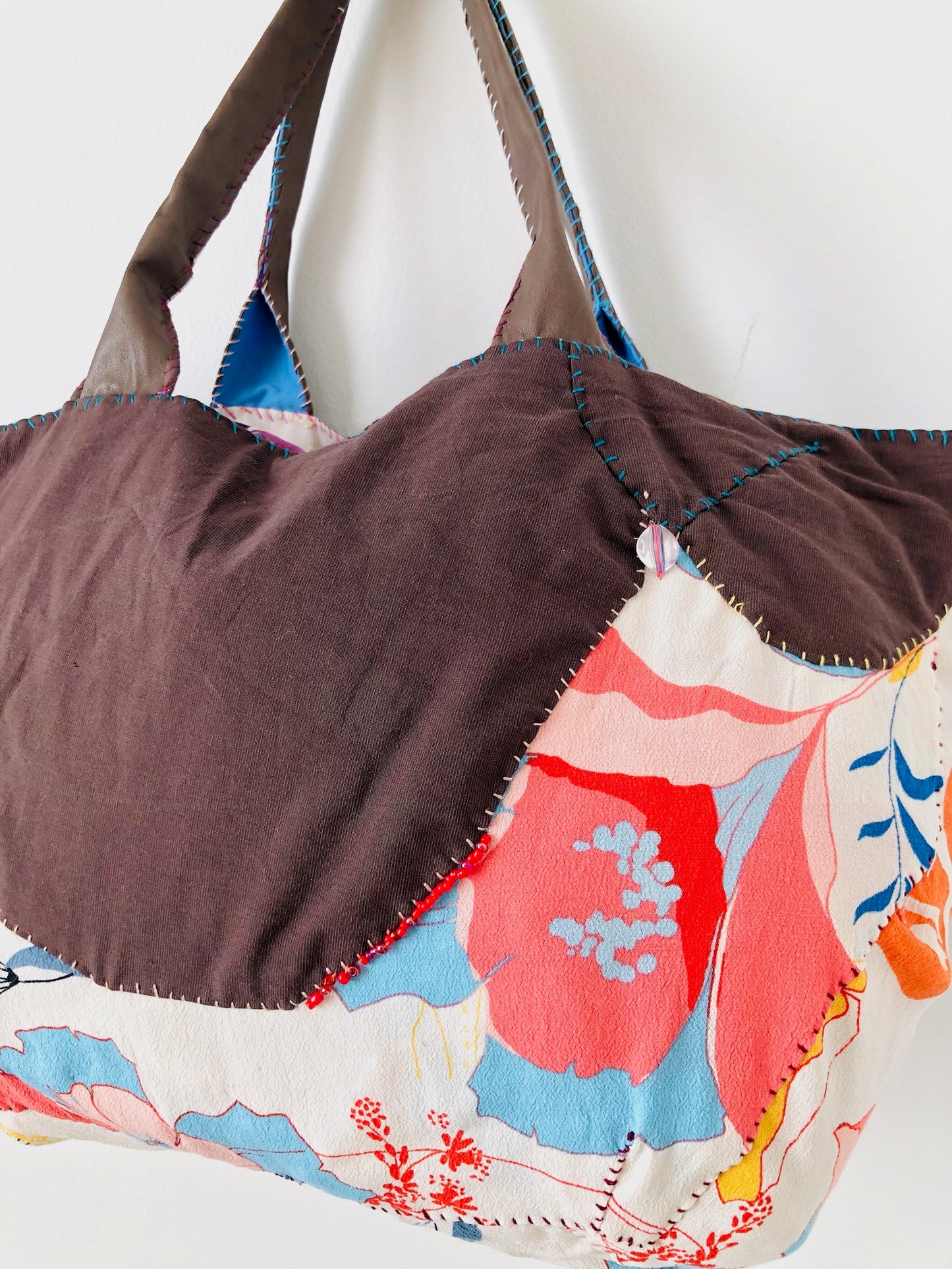 Bag 手縫いのバッグ　布製　トートバッグ　スローファッション　ハンドメイド　2167