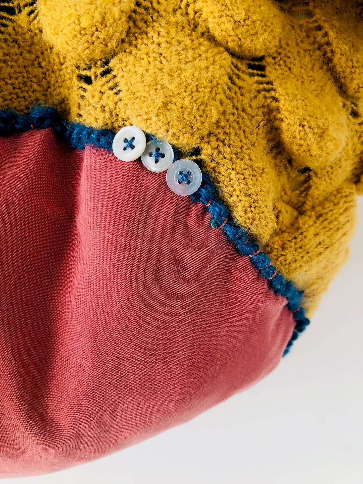 Bag 手縫いのバッグ　布製　トートバッグ　スローファッション　ハンドメイド　2177