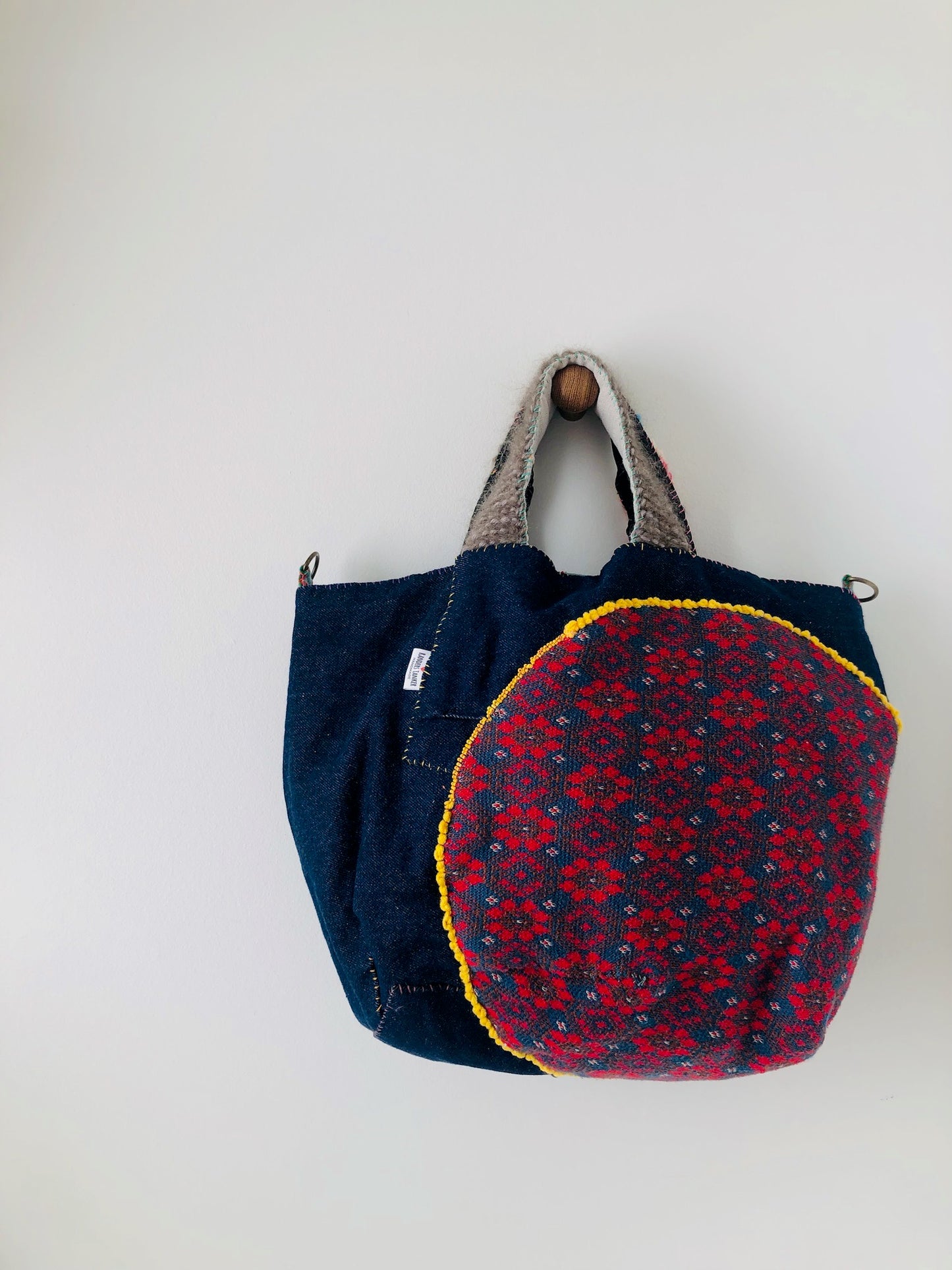 Bag 手縫いのバッグ　布製　トートバッグ　スローファッション　ハンドメイド　2179