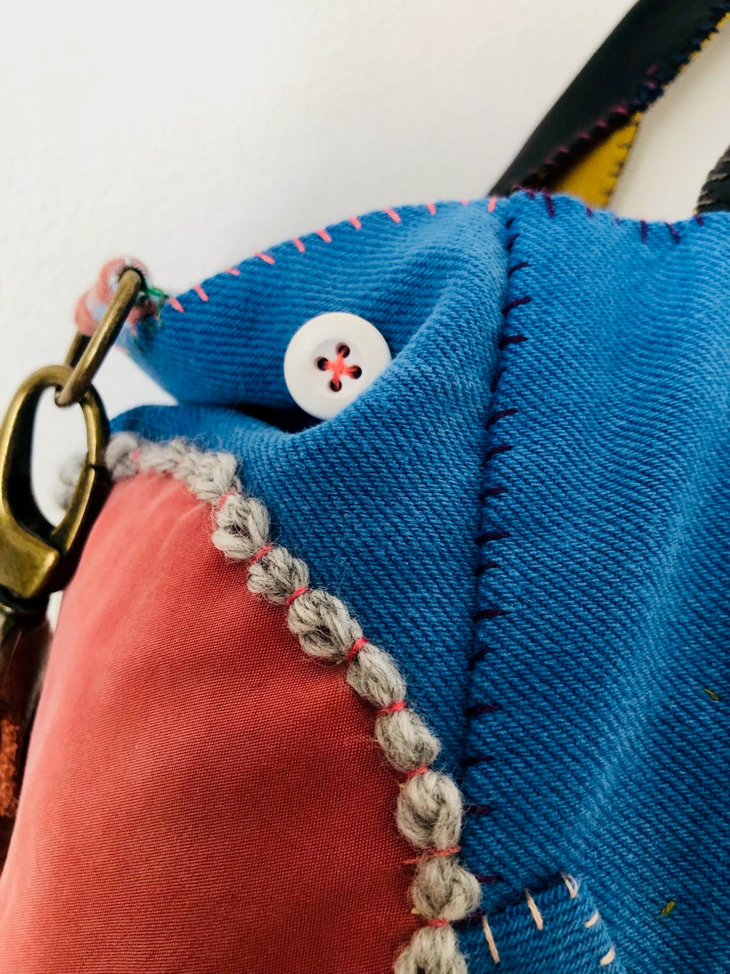 【予約済み】　usako様　ストラップも。Bag 手縫いのバッグ　布製　トートバッグ　スローファッション　ハンドメイド　2192