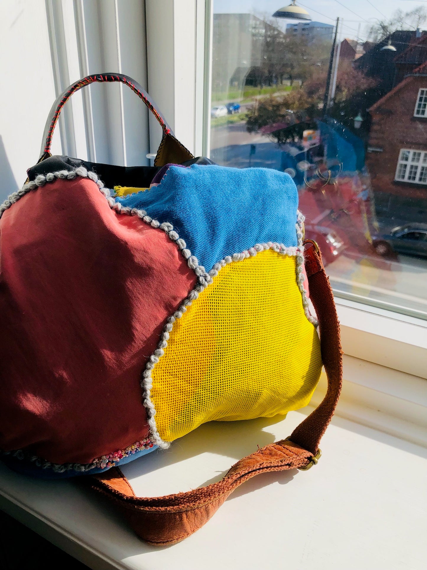 【予約済み】　usako様　ストラップも。Bag 手縫いのバッグ　布製　トートバッグ　スローファッション　ハンドメイド　2192