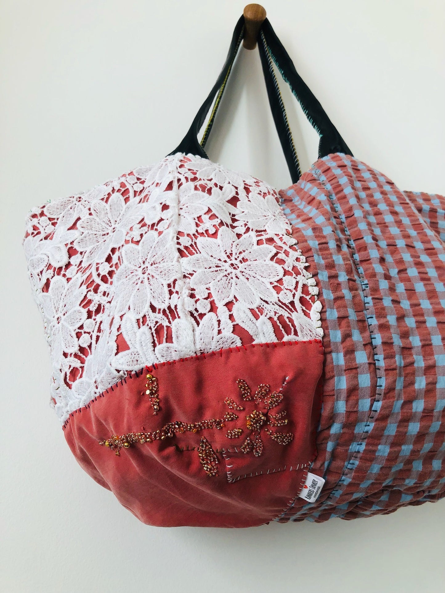 Bag 手縫いのバッグ　布製　トートバッグ　スローファッション　ハンドメイド　2194