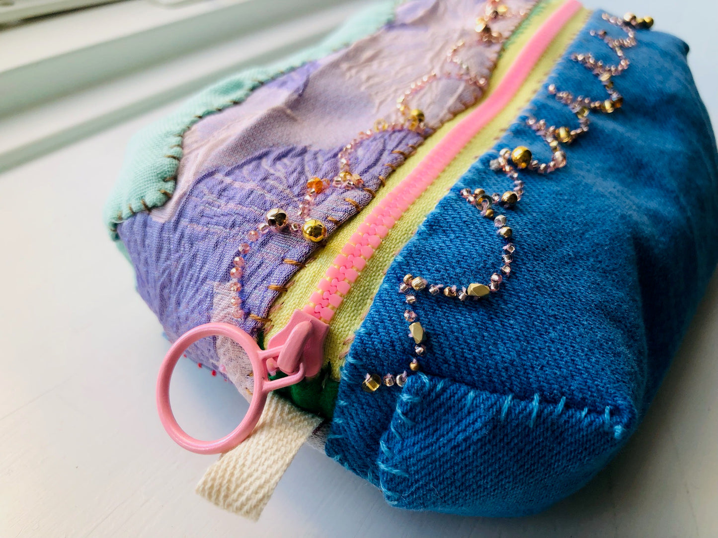 Pouch, hand-sewn, fabric, pen case, accessory case, handmade, bead embroidery 2221