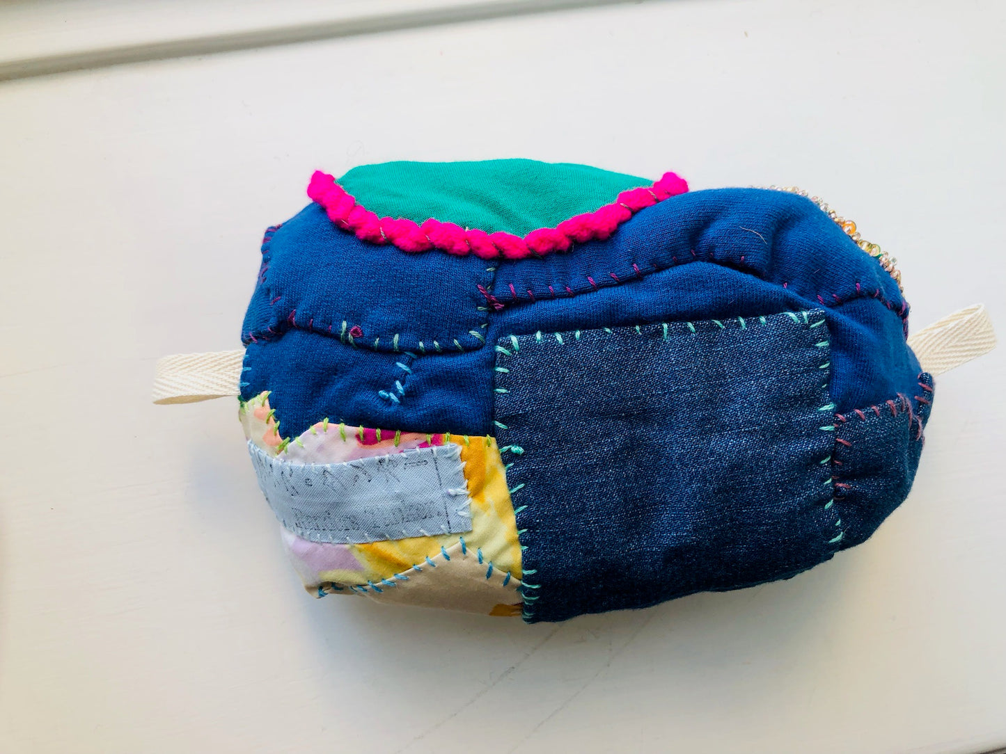 Pouch, hand-sewn, fabric, pen case, accessory case, handmade, bead embroidery, 2223