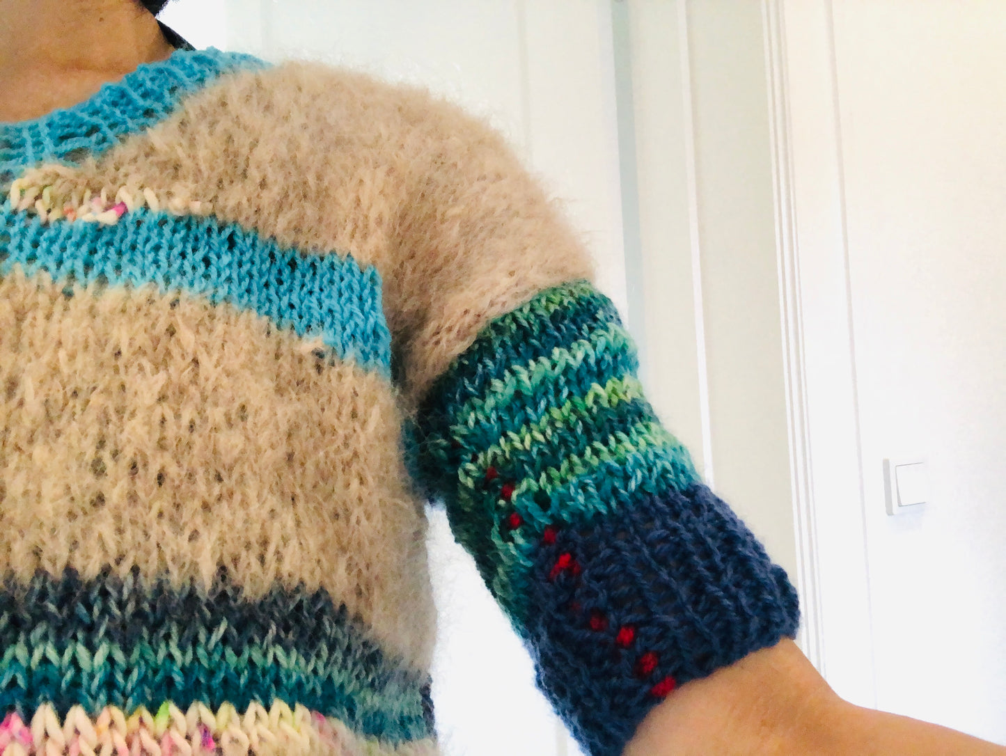 Sweater, Hand-knitted, Slow Fashion, Fancy Yarn, Oneofakind, Short Sleeve, Short Length, Mohair, 2233