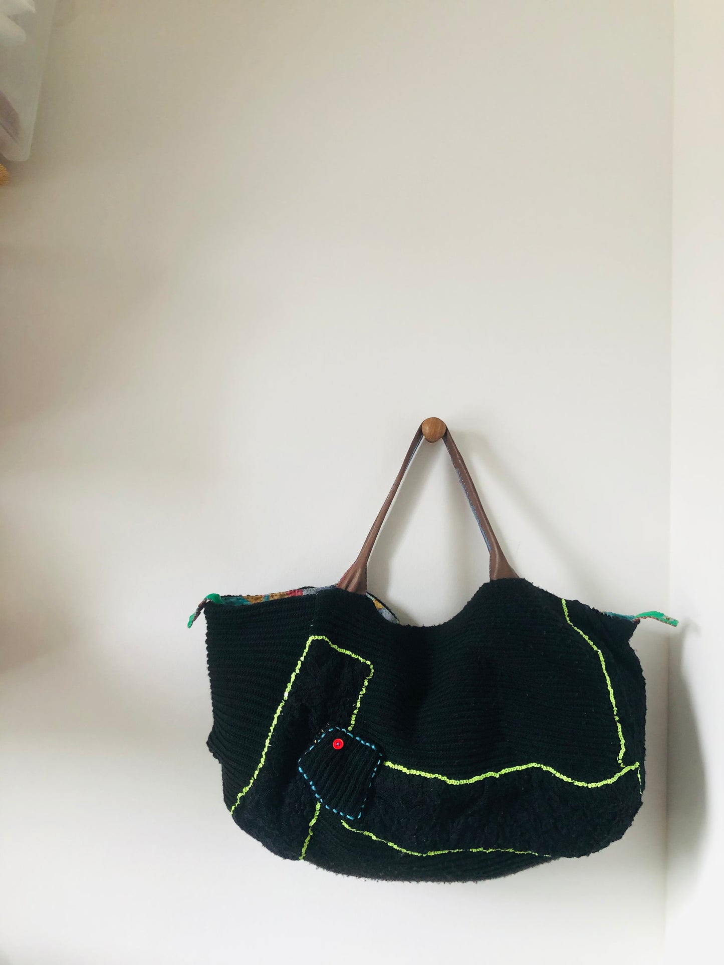 Bag 手縫いのバッグ　布製　トートバッグ　スローファッション　ハンドメイド　2237