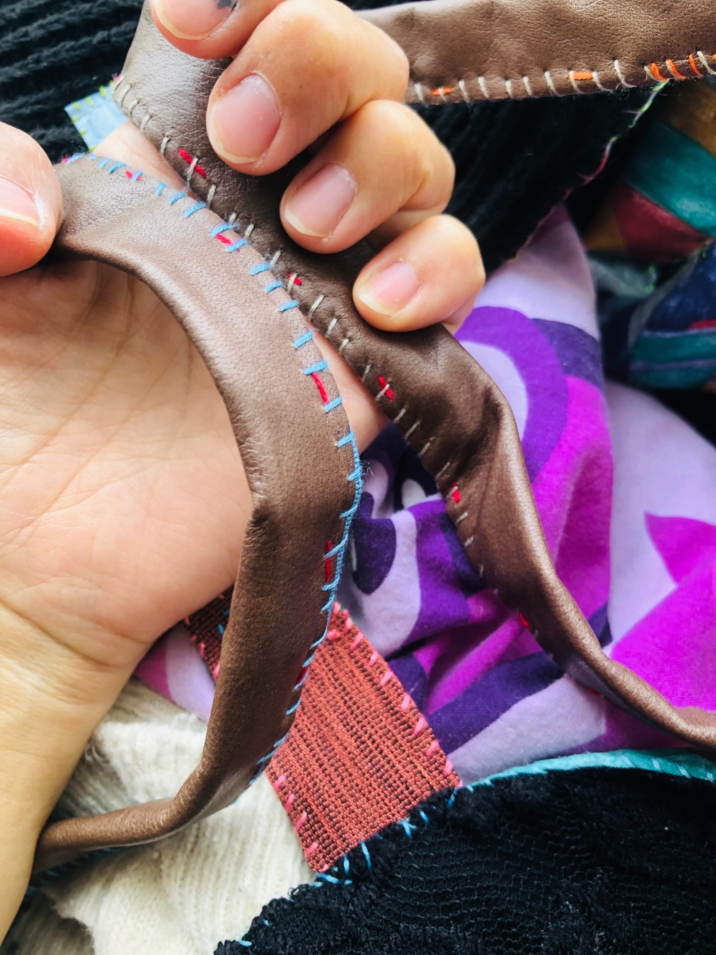 Bag 手縫いのバッグ　布製　トートバッグ　スローファッション　ハンドメイド　2237