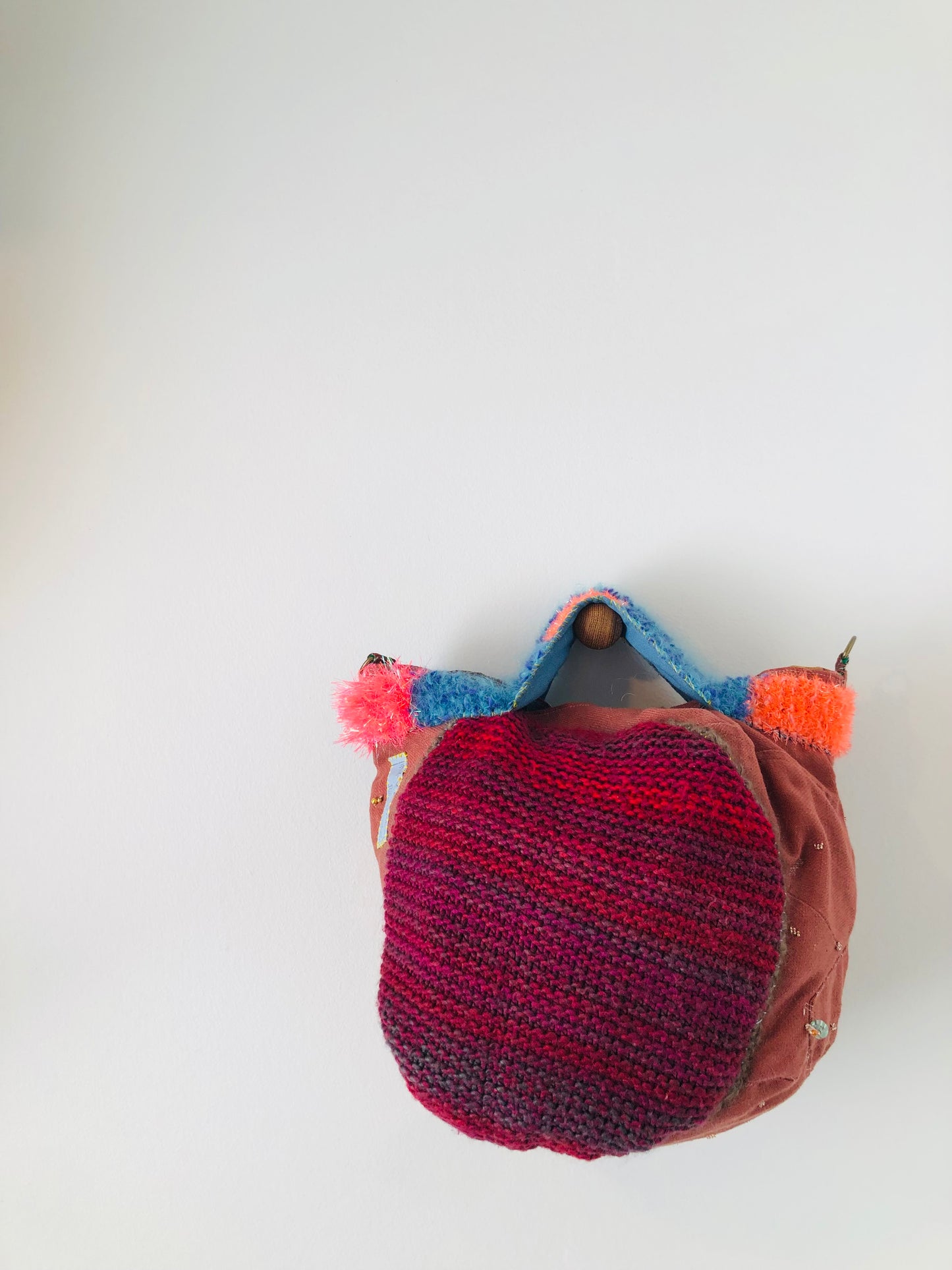 Bag 手縫いのバッグ　布製　トートバッグ　スローファッション　ハンドメイド　2243