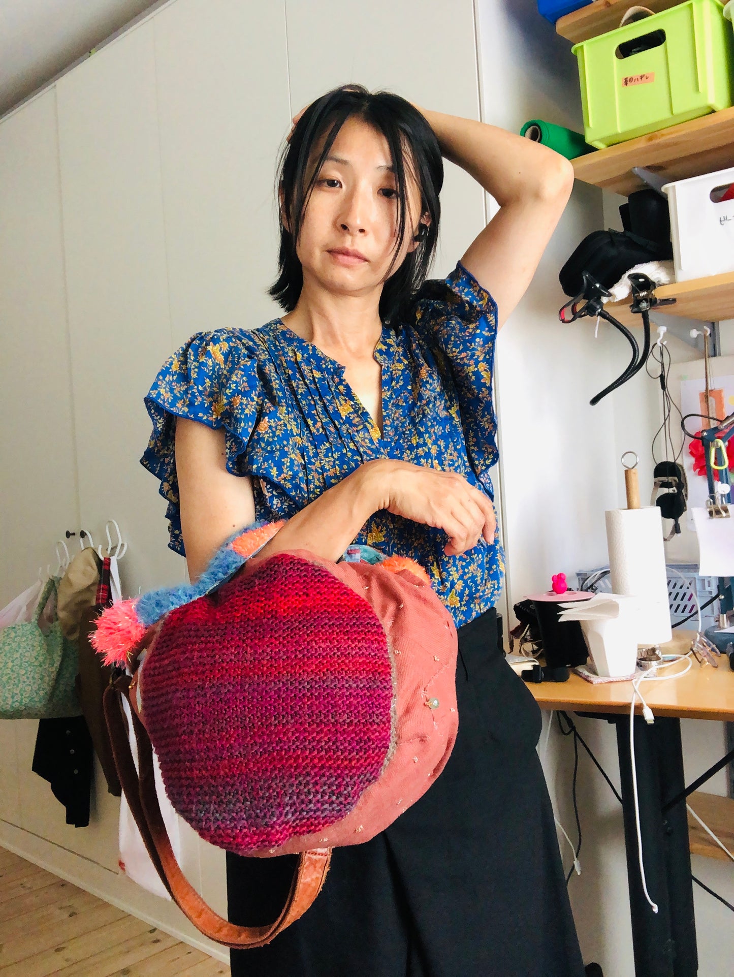 Bag 手縫いのバッグ　布製　トートバッグ　スローファッション　ハンドメイド　2243