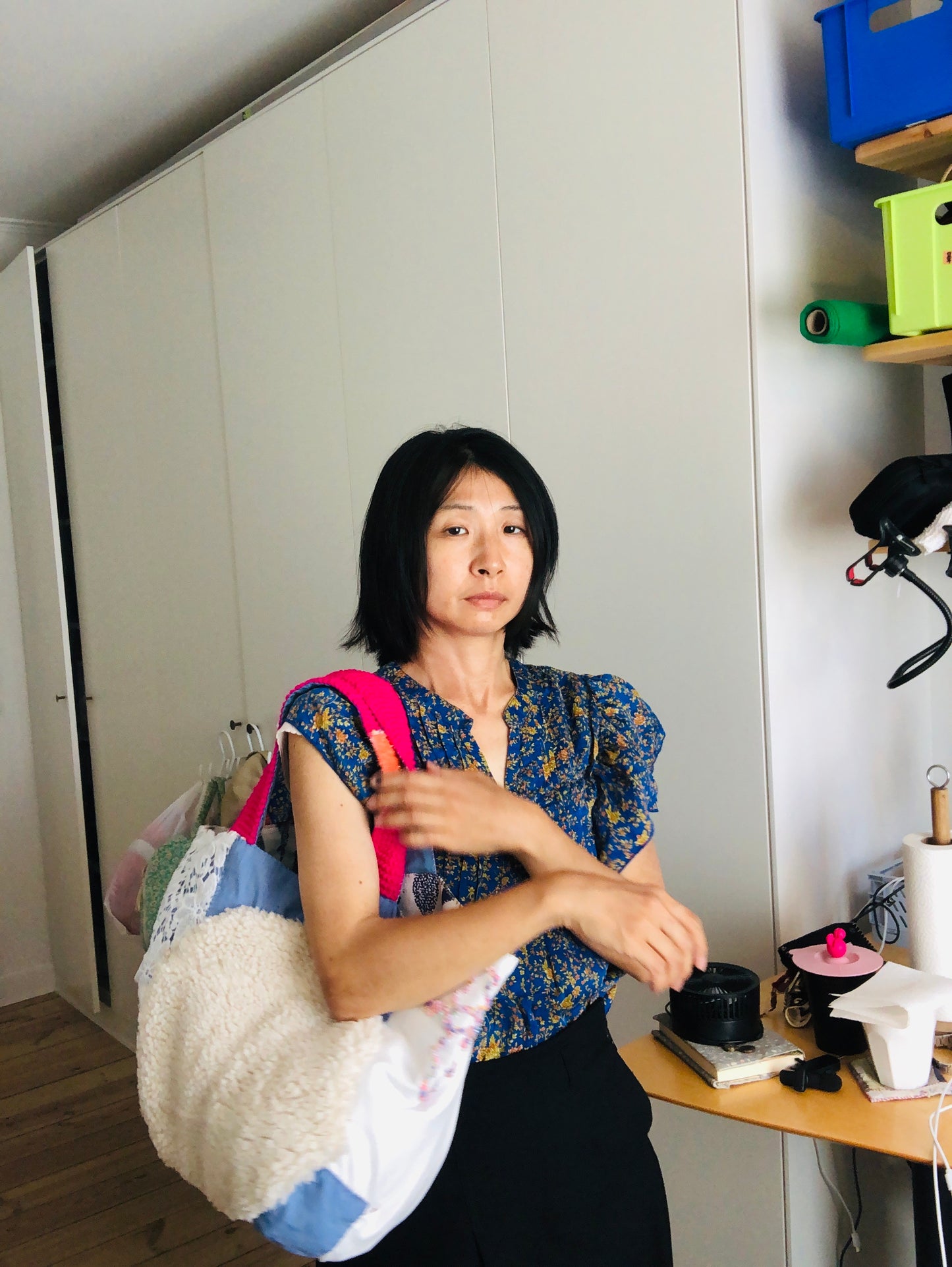 Bag 手縫いのバッグ　布製　トートバッグ　スローファッション　ハンドメイド　2241