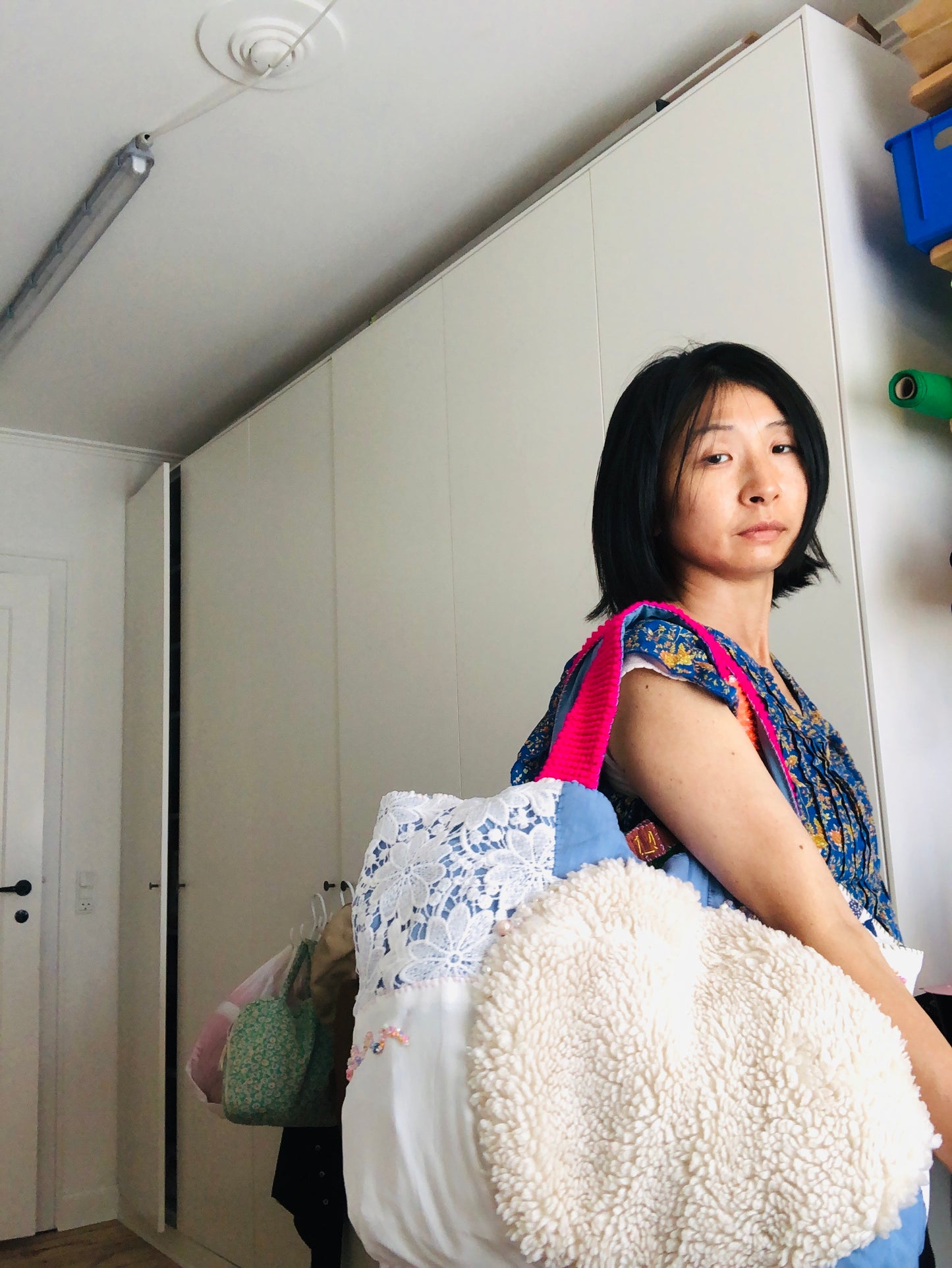 Bag 手縫いのバッグ　布製　トートバッグ　スローファッション　ハンドメイド　2241