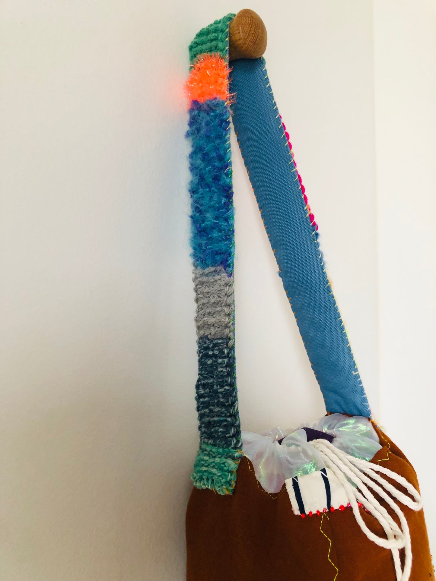 Bag Hand-sewn bag Fabric Drawstring One-handle Tote bag Slow fashion Handmade 2249