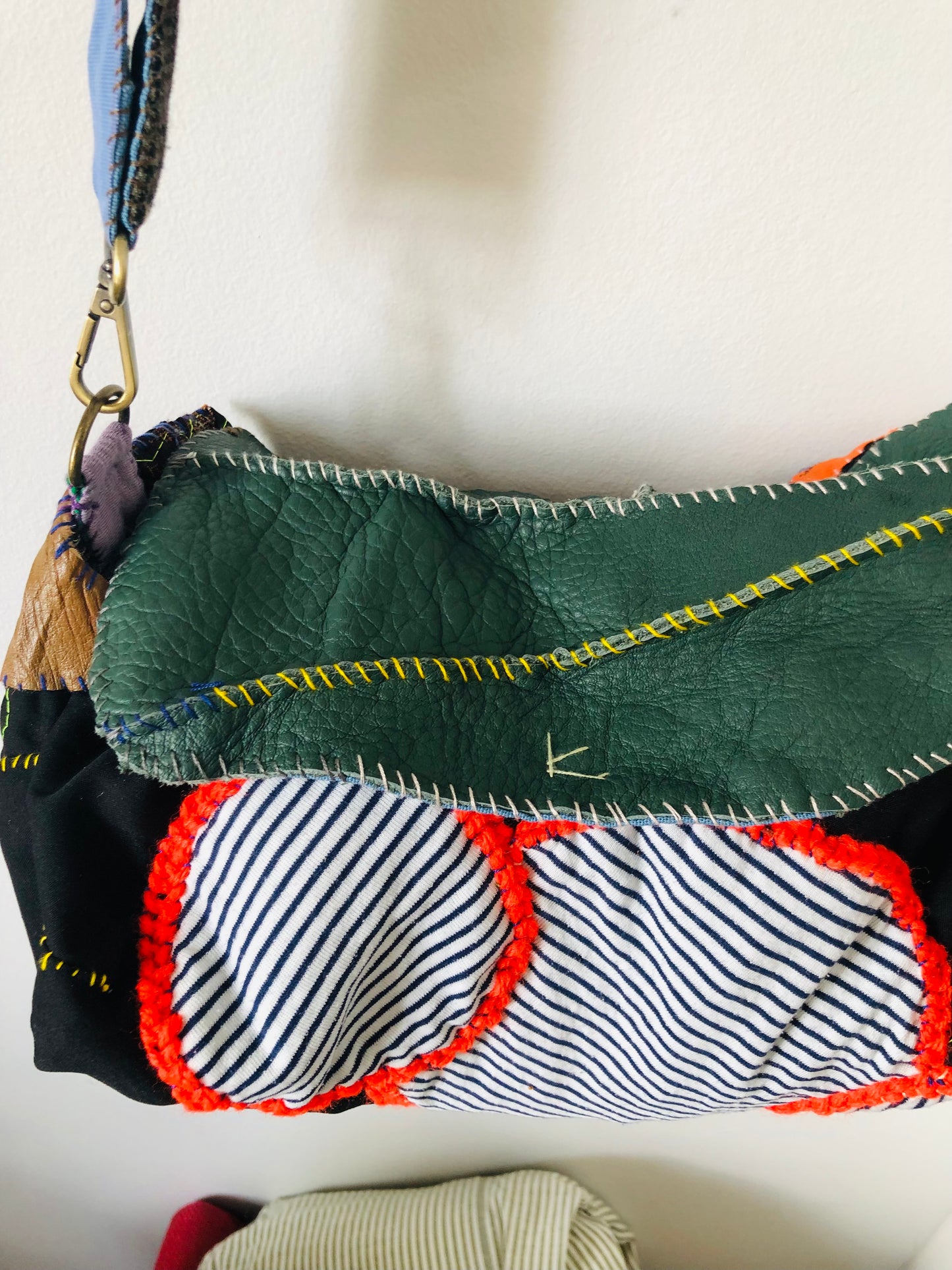 Bag 手縫いのバッグ　布製　ショルダーバッグ　スローファッション　ハンドメイド　ポシェット  2254