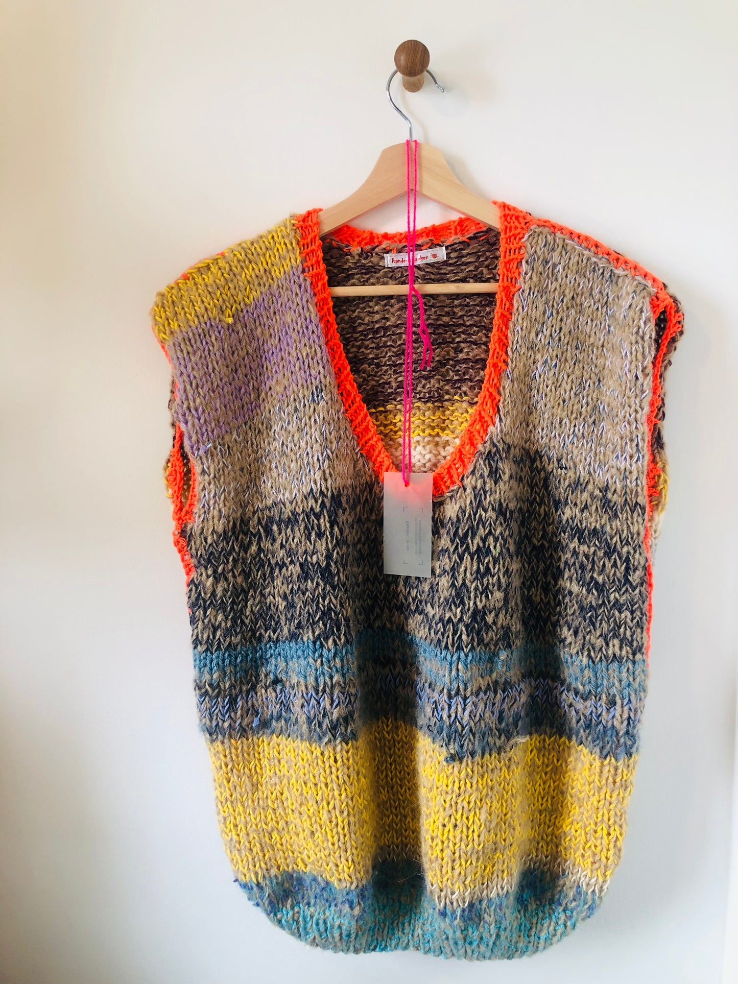 Hand-knitted sweater, slow fashion, fancy yarn, oneofakind, short sleeves, short length, 2272