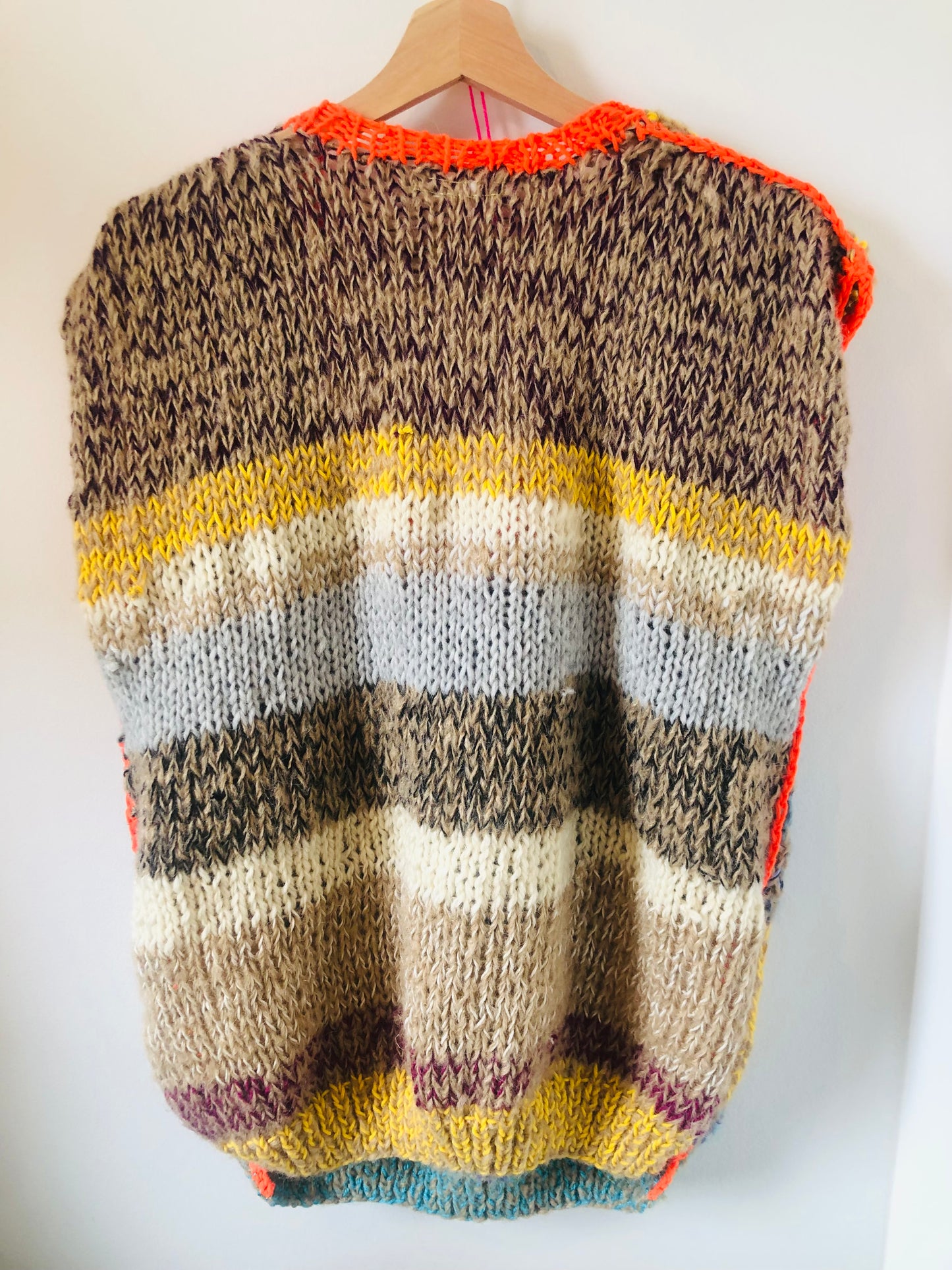 Hand-knitted sweater, slow fashion, fancy yarn, oneofakind, short sleeves, short length, 2272