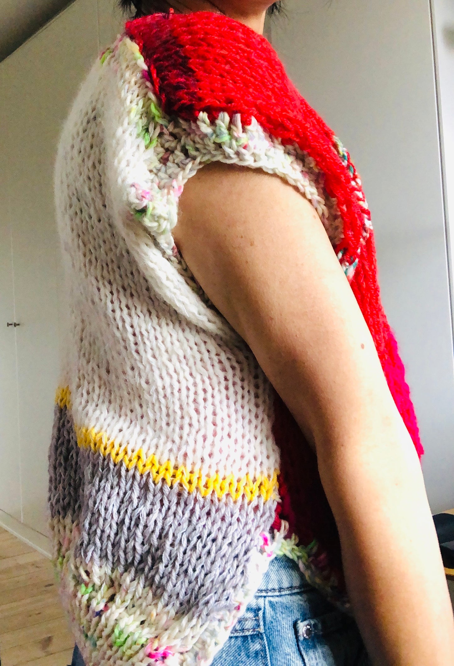 Hand-knitted sweater, slow fashion, fancy yarn, oneofakind, short sleeves, short length, 2273