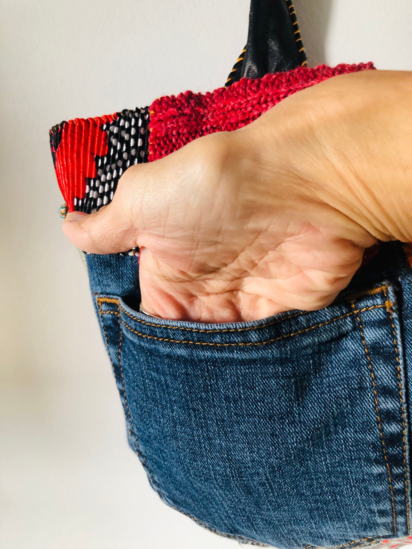 Hand-sewn fabric tote bag, slow fashion, handmade, 2299