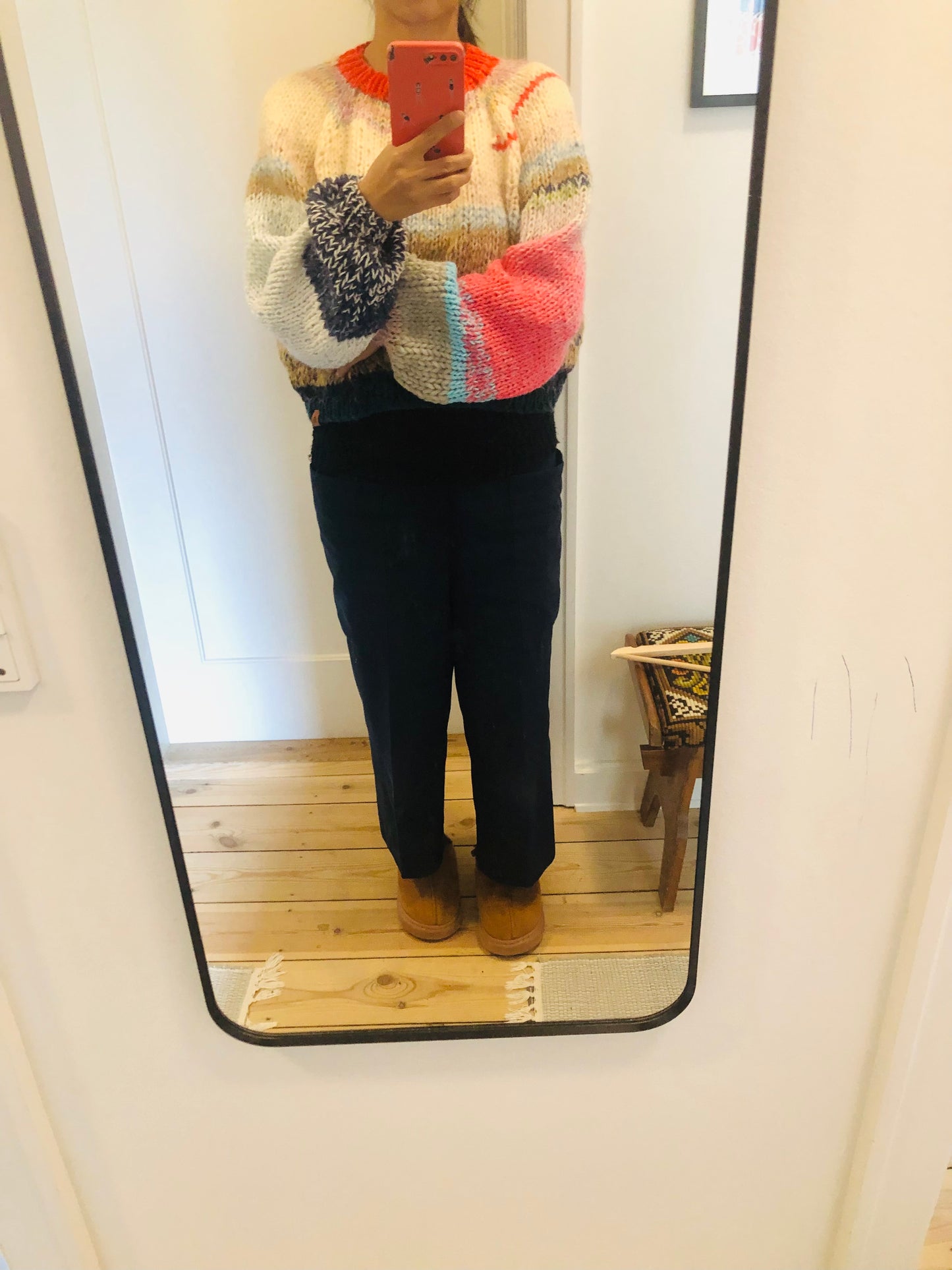 Hand-knitted sweater, slow fashion, fancy yarn, oneofakind, short length, size 2300