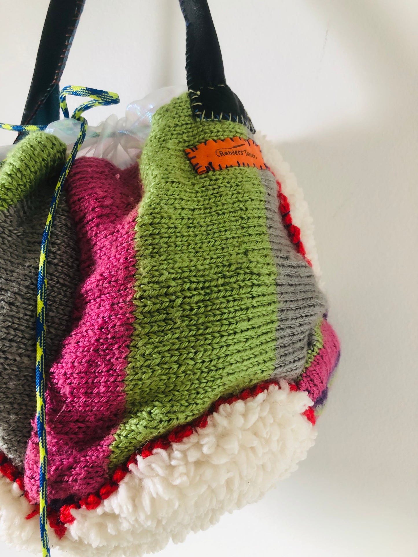 Hand-sewn fabric drawstring bag, slow fashion, handmade, 2309