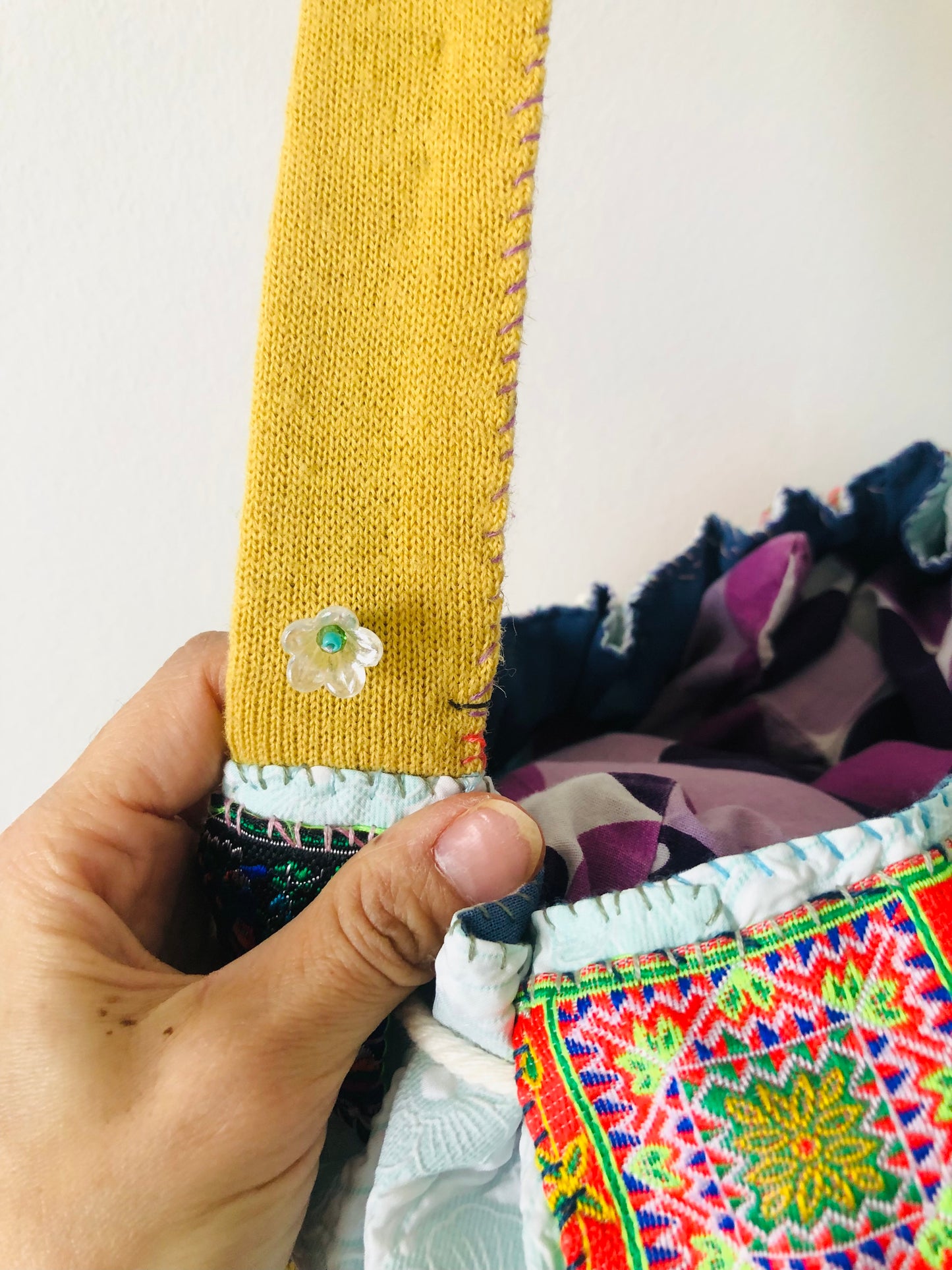 Bag   巾着バッグ　ワンハンドル　手縫いのバッグ　布製　スローファッション　ハンドメイド　1960