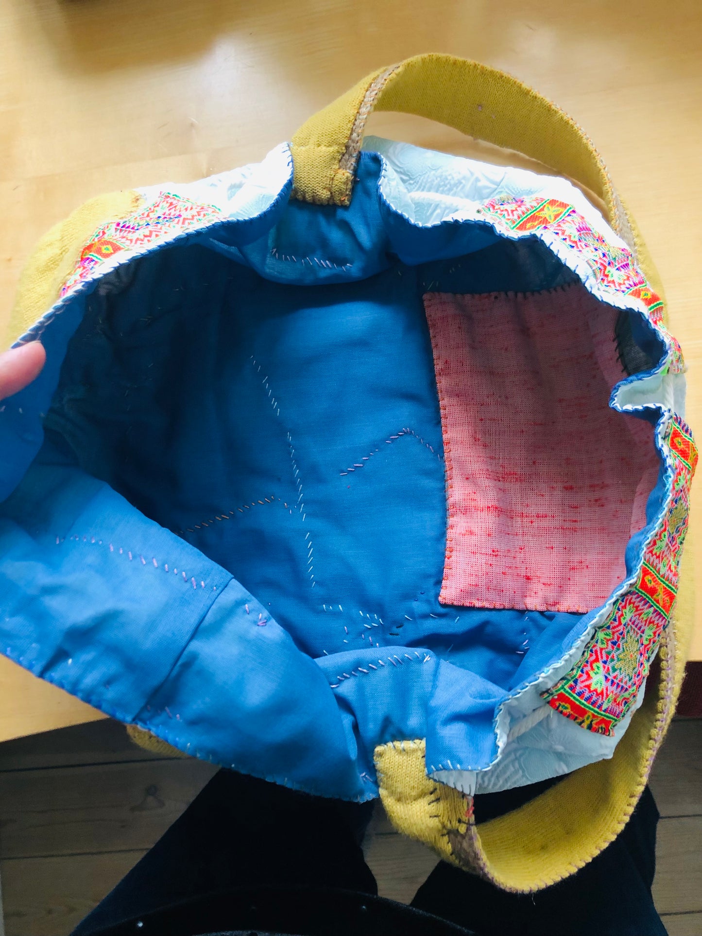 Bag   巾着バッグ　ワンハンドル　手縫いのバッグ　布製　スローファッション　ハンドメイド　1960