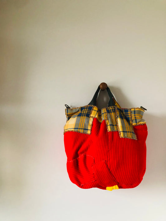 Bag 手縫いのバッグ　布製　トートバッグ　スローファッション　ハンドメイド　2332