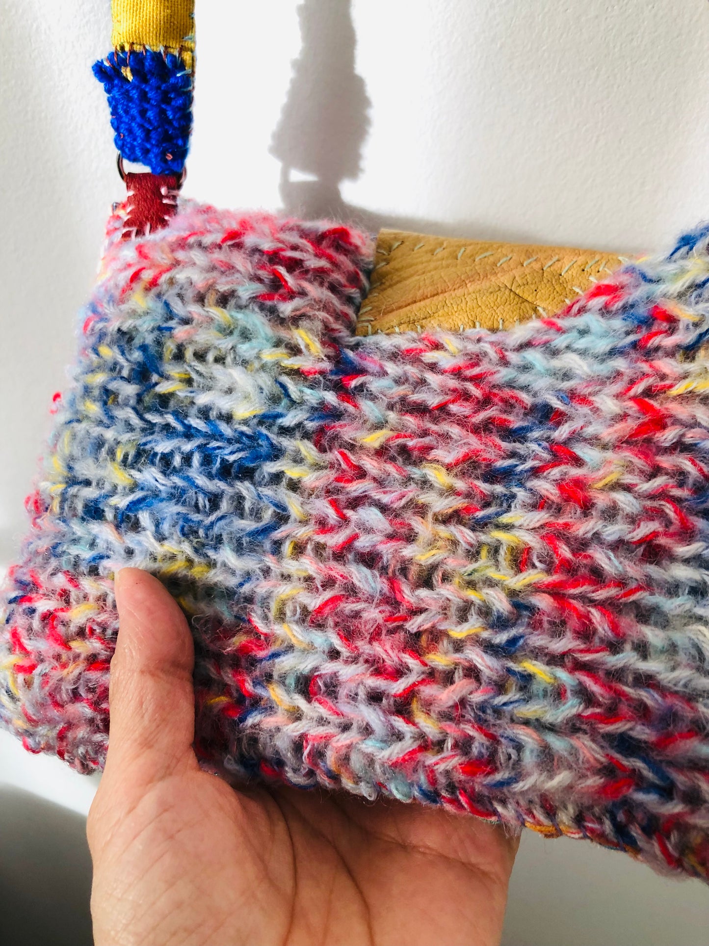 Hand-sewn fabric smartphone bag, slow fashion, handmade pochette, 2329