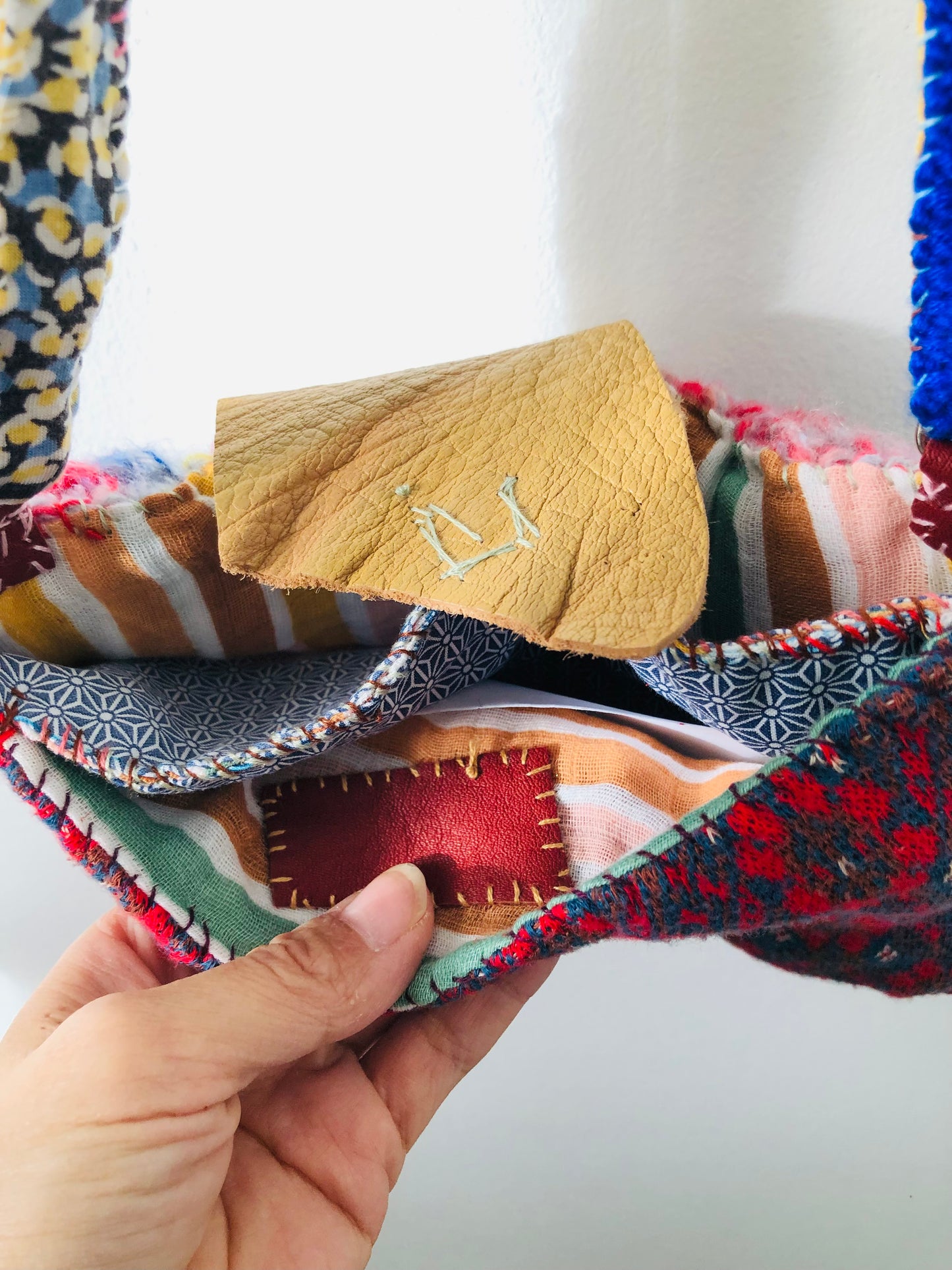 Hand-sewn fabric smartphone bag, slow fashion, handmade pochette, 2329