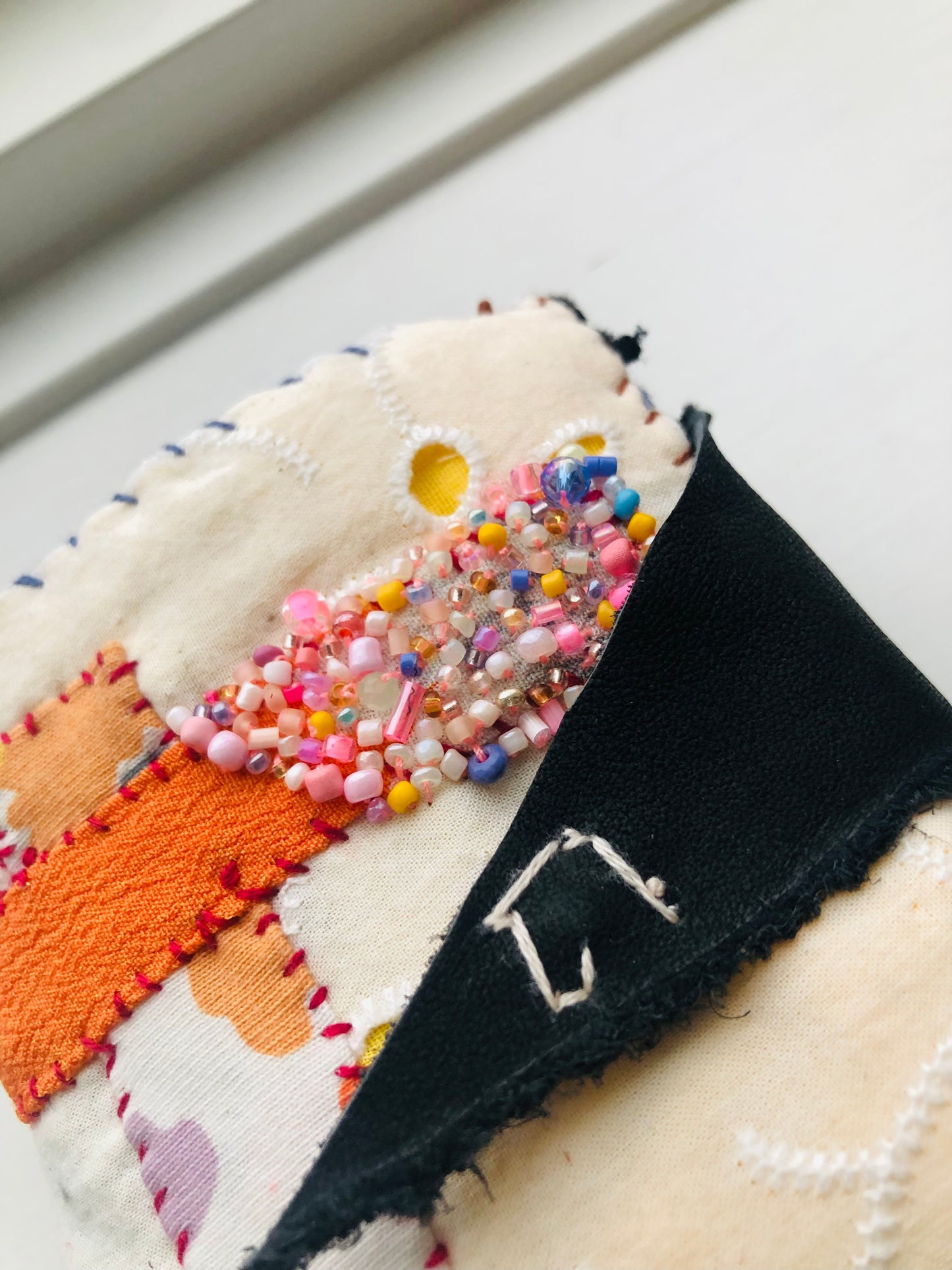 Wallet, cloth wallet, handmade, hand-sewn, embroidered, patchwork, bifold, 2290